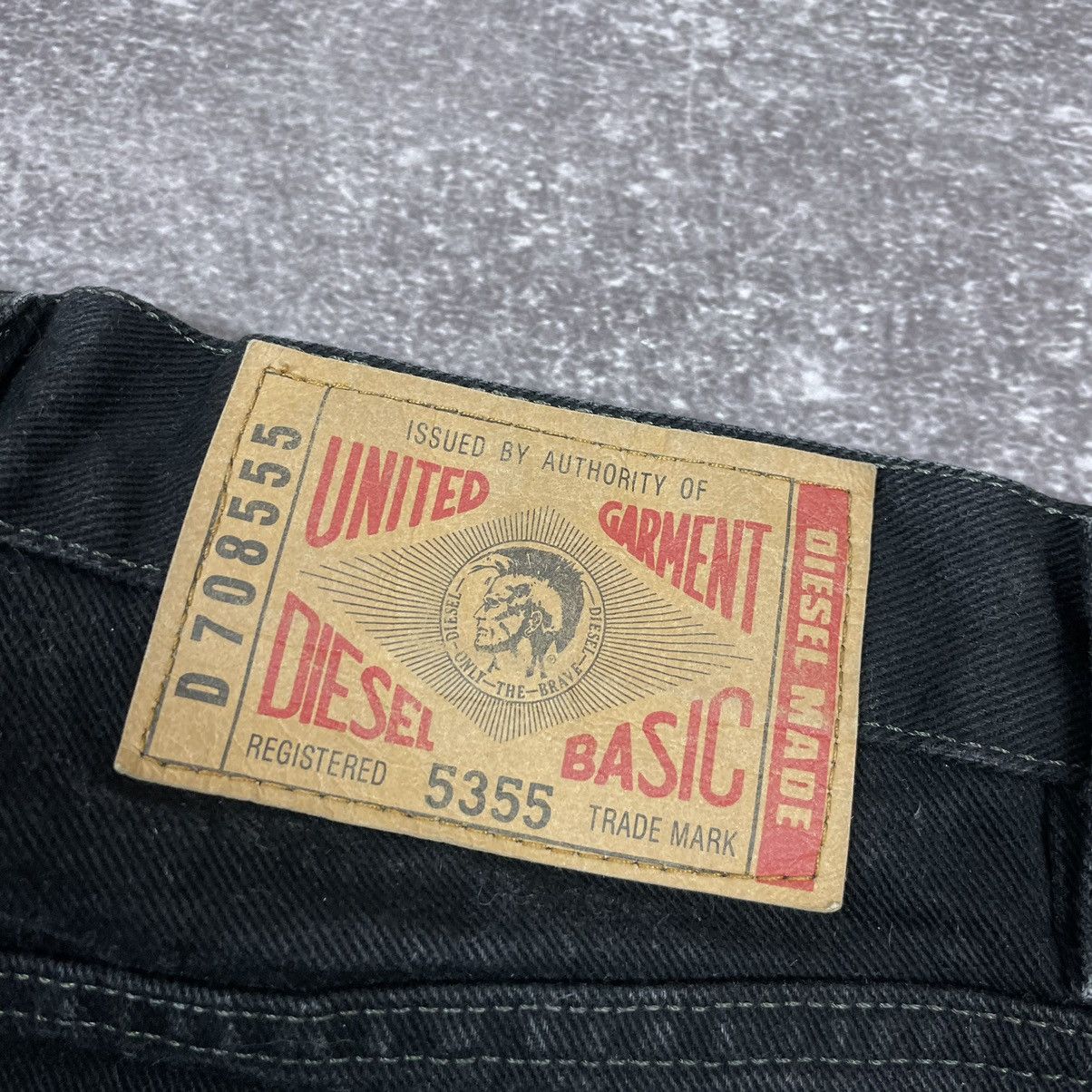 Diesel Vintage 90’s Diesel Black Basic Jeans Made in Italy Size US 28 / EU 44 - 15 Thumbnail