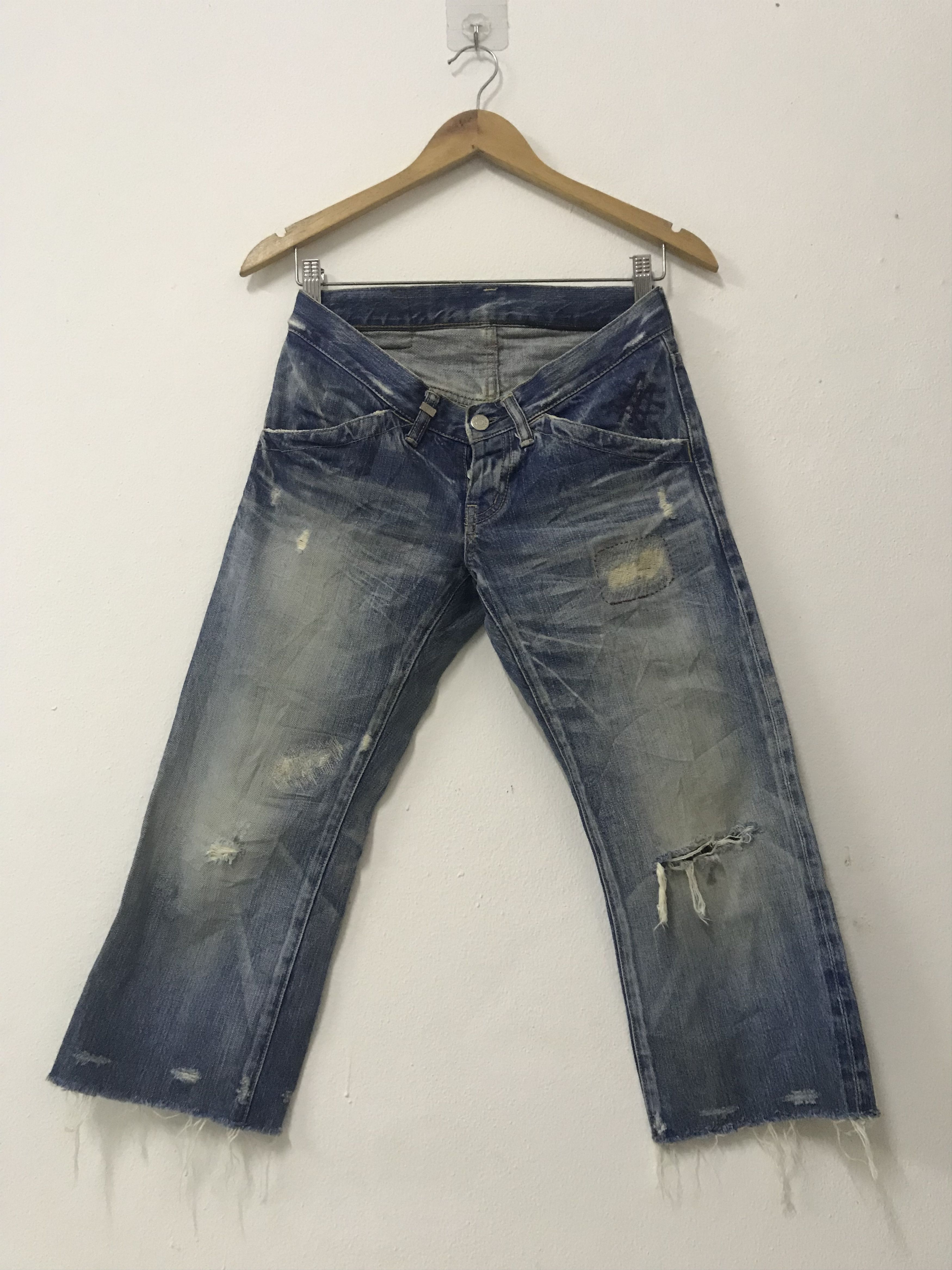 Hysteric Glamour Vintage distressed hysteric glamour crop short selvedge jean Size 30" / US 8 / IT 44 - 3 Thumbnail
