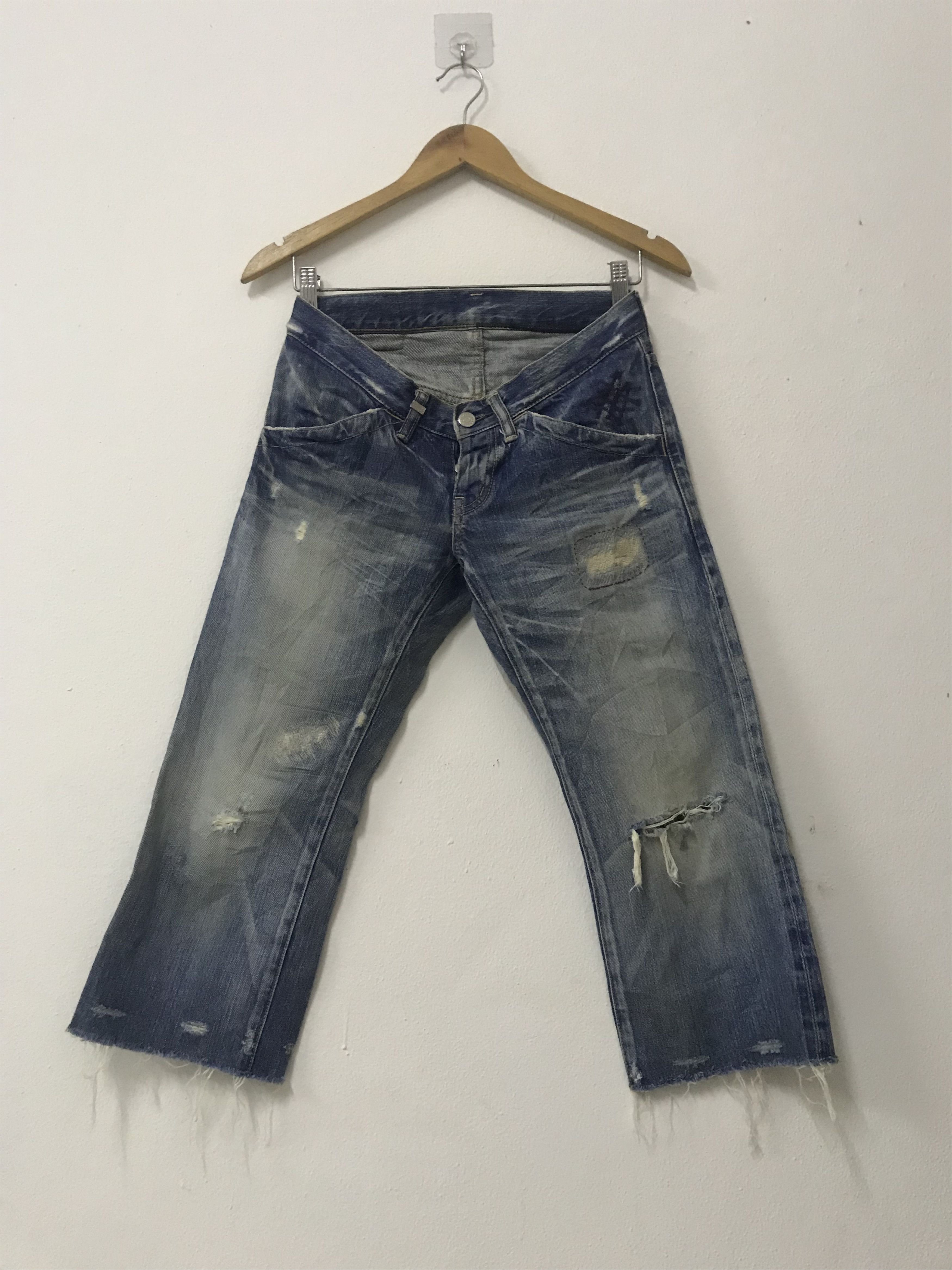 Hysteric Glamour Vintage distressed hysteric glamour crop short selvedge jean Size 30" / US 8 / IT 44 - 2 Thumbnail