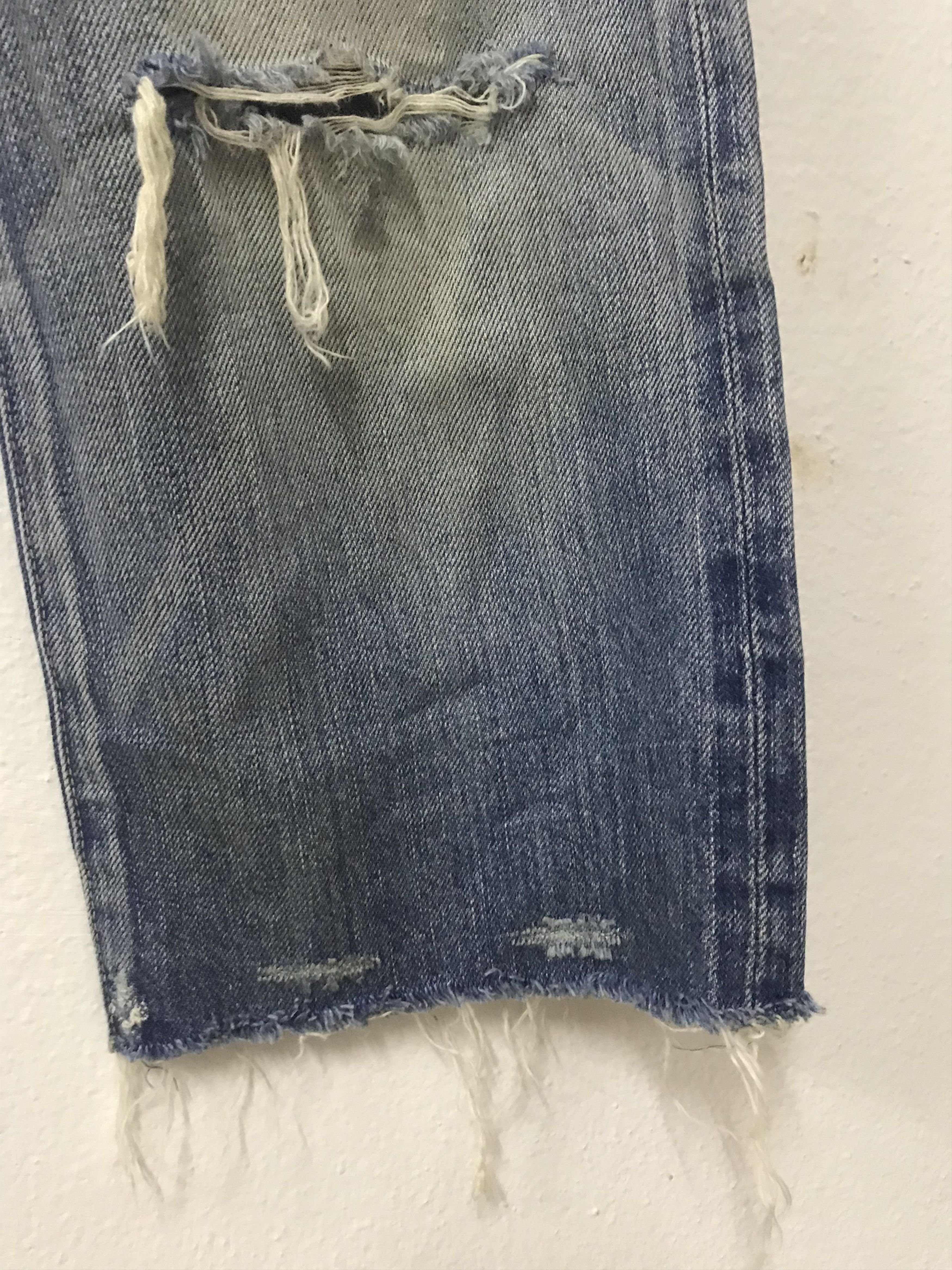 Hysteric Glamour Vintage distressed hysteric glamour crop short selvedge jean Size 30" / US 8 / IT 44 - 9 Thumbnail