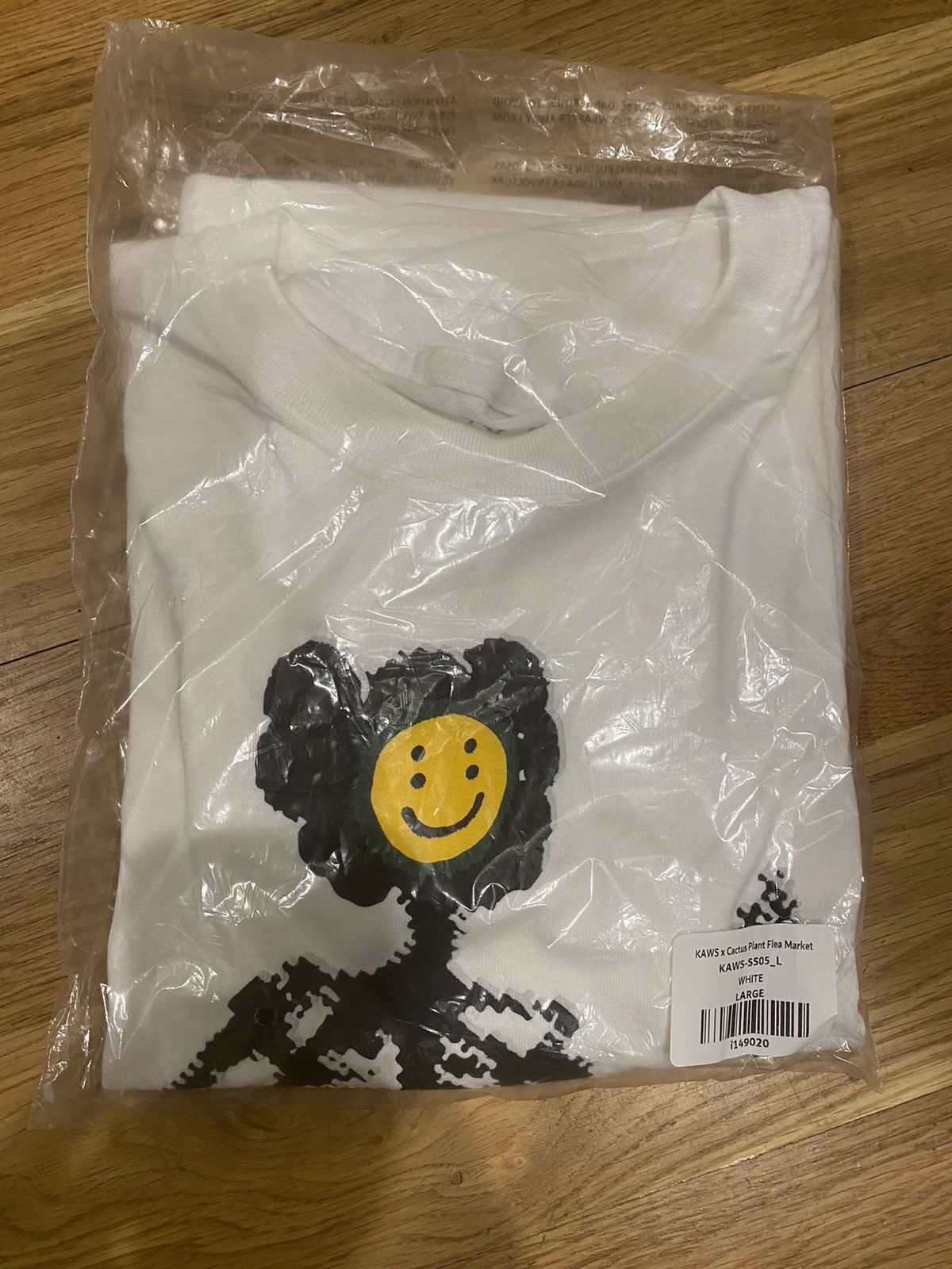 Cactus Plant Flea Market × Kaws KAWS x Cactus Plant Flea Market Tee Size US L / EU 52-54 / 3 - 1 Thumbnail