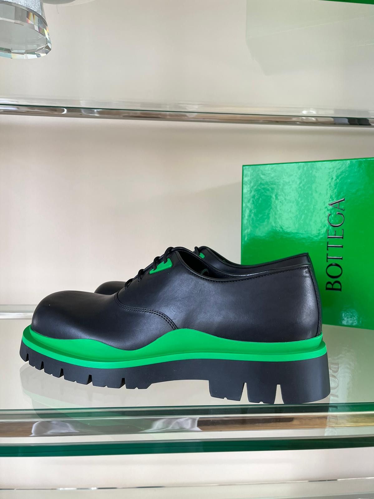 Bottega Veneta Military Calf Lace Up Boots Low in Black / Green Size US 8 / EU 41 - 5 Thumbnail