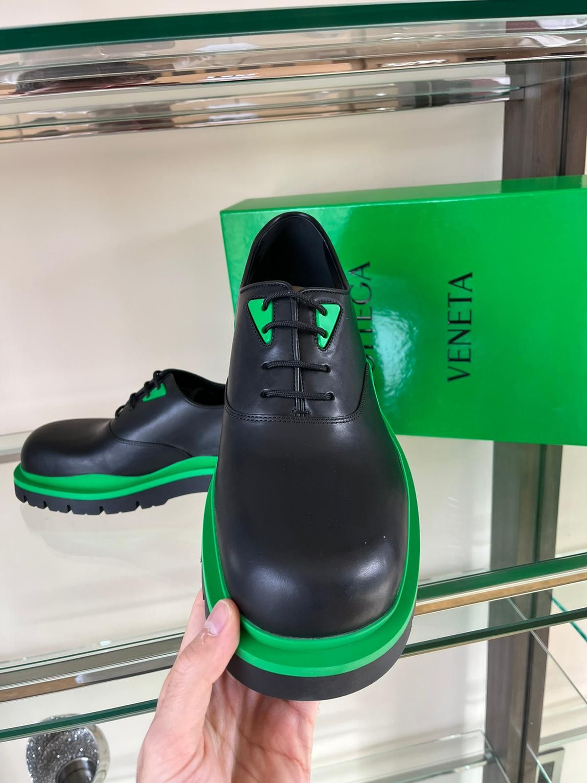 Bottega Veneta Military Calf Lace Up Boots Low in Black / Green Size US 8 / EU 41 - 7 Thumbnail