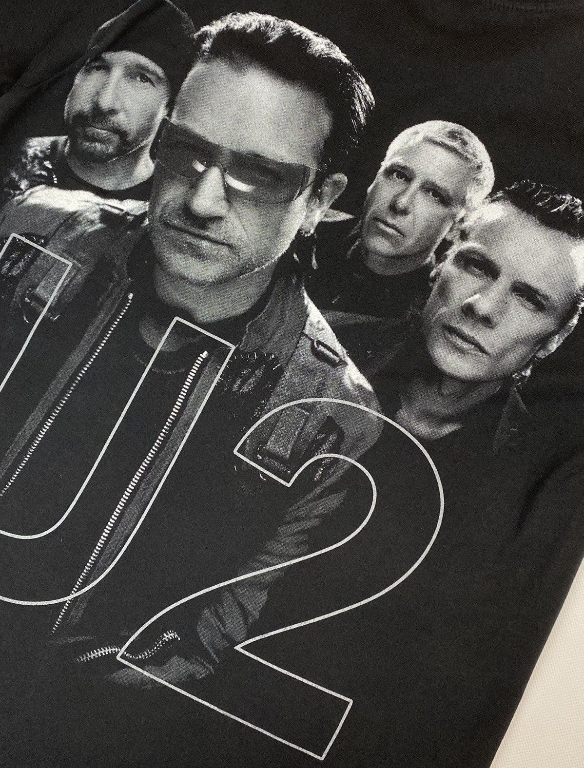 Band Tees Mens Vintage U2 All Over T Shirt Tee Size M Size US M / EU 48-50 / 2 - 10 Thumbnail