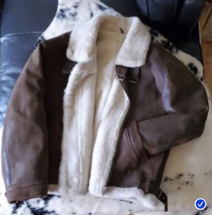 B3 Aviator leather shearling