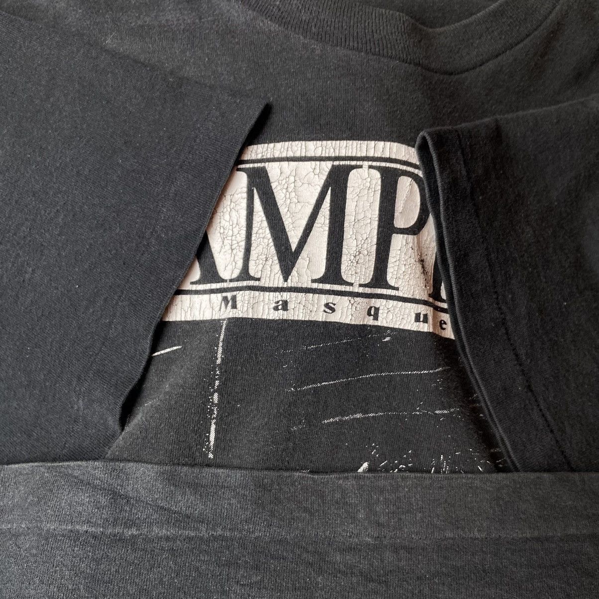 Vintage Vintage 90s Vampire The Masquerade Movie T-Shirt Size US XL / EU 56 / 4 - 3 Thumbnail