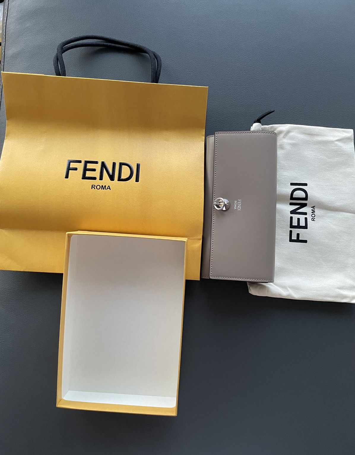 Fendi New Super Runway Limited Edition Hermes Grade Leather Wallet Size ONE SIZE - 9 Thumbnail