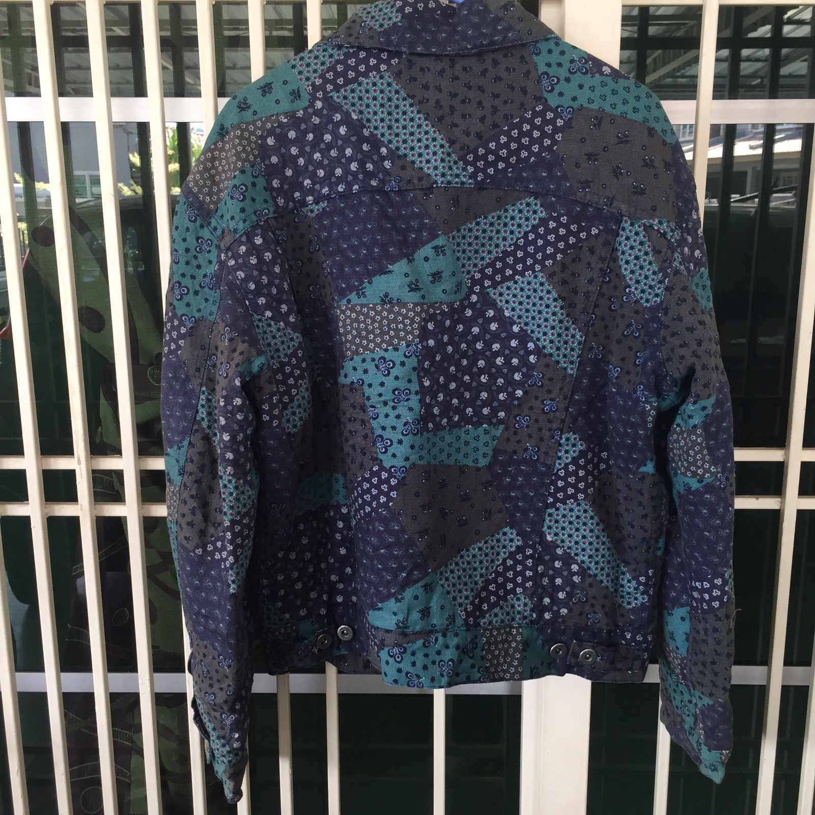 90年代 イタリア製 BLUE FAMILY JEANS UNITED COLORS OF