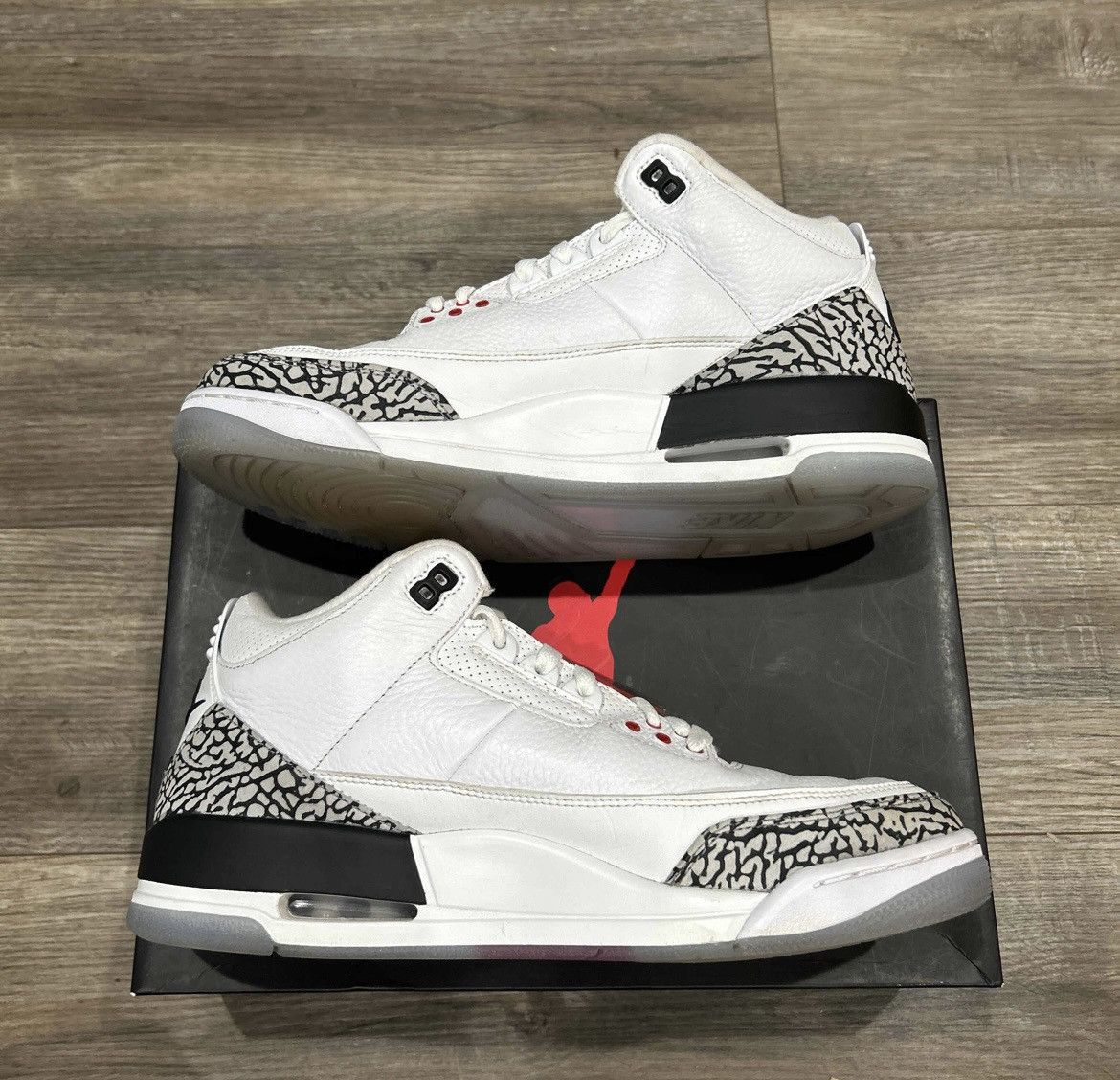 Jordan Brand Jordan 3 Free Throw Line Size 11 Size US 11 / EU 44 - 2 Thumbnail