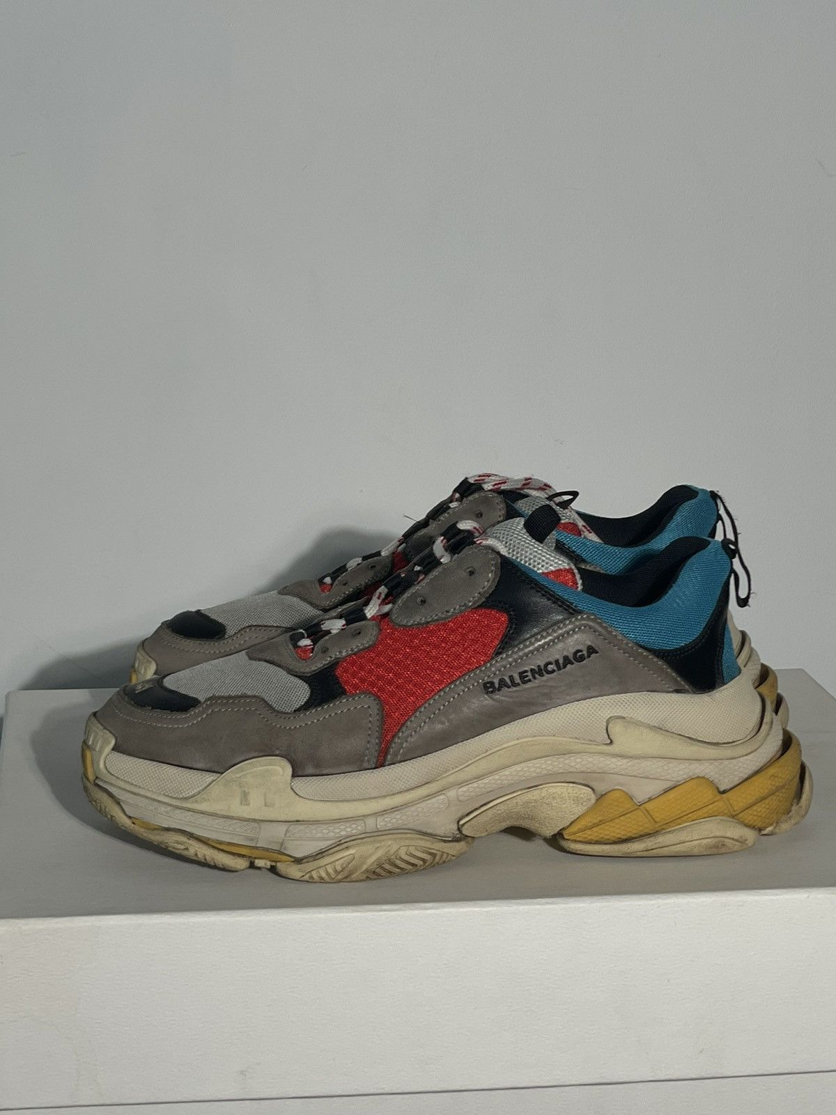 Balenciaga Triple S Italy | Grailed