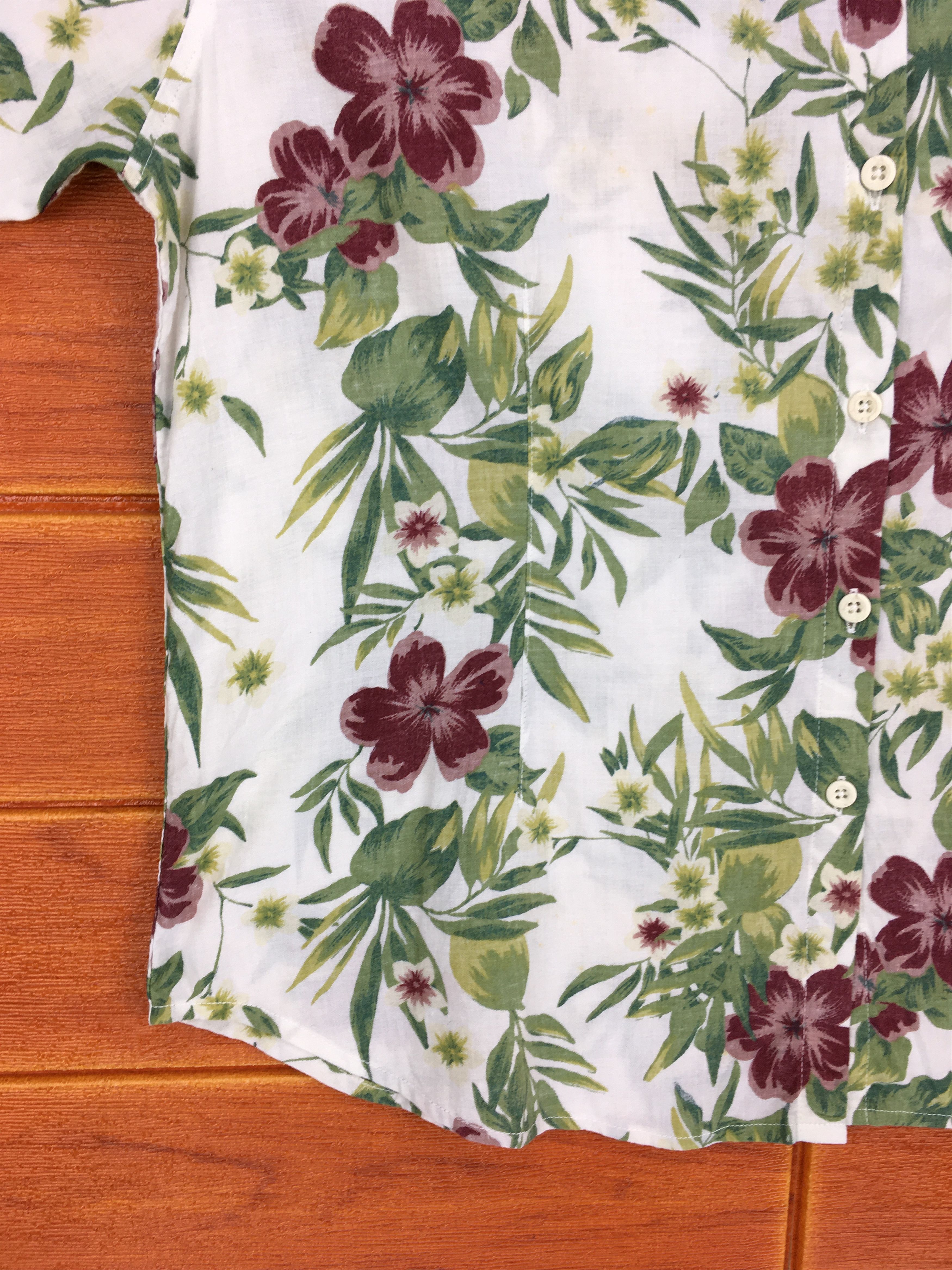 Japanese Brand Japanese Brand SUNNY CLOUDS Women Hawaiian Shirt Size ONE SIZE - 3 Thumbnail