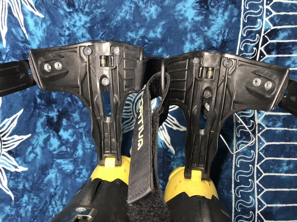 Carbon Vintage La Sportiva Spitfire CARBON Alpine Touring Ski Boots Size US 10 / EU 43 - 24 Thumbnail