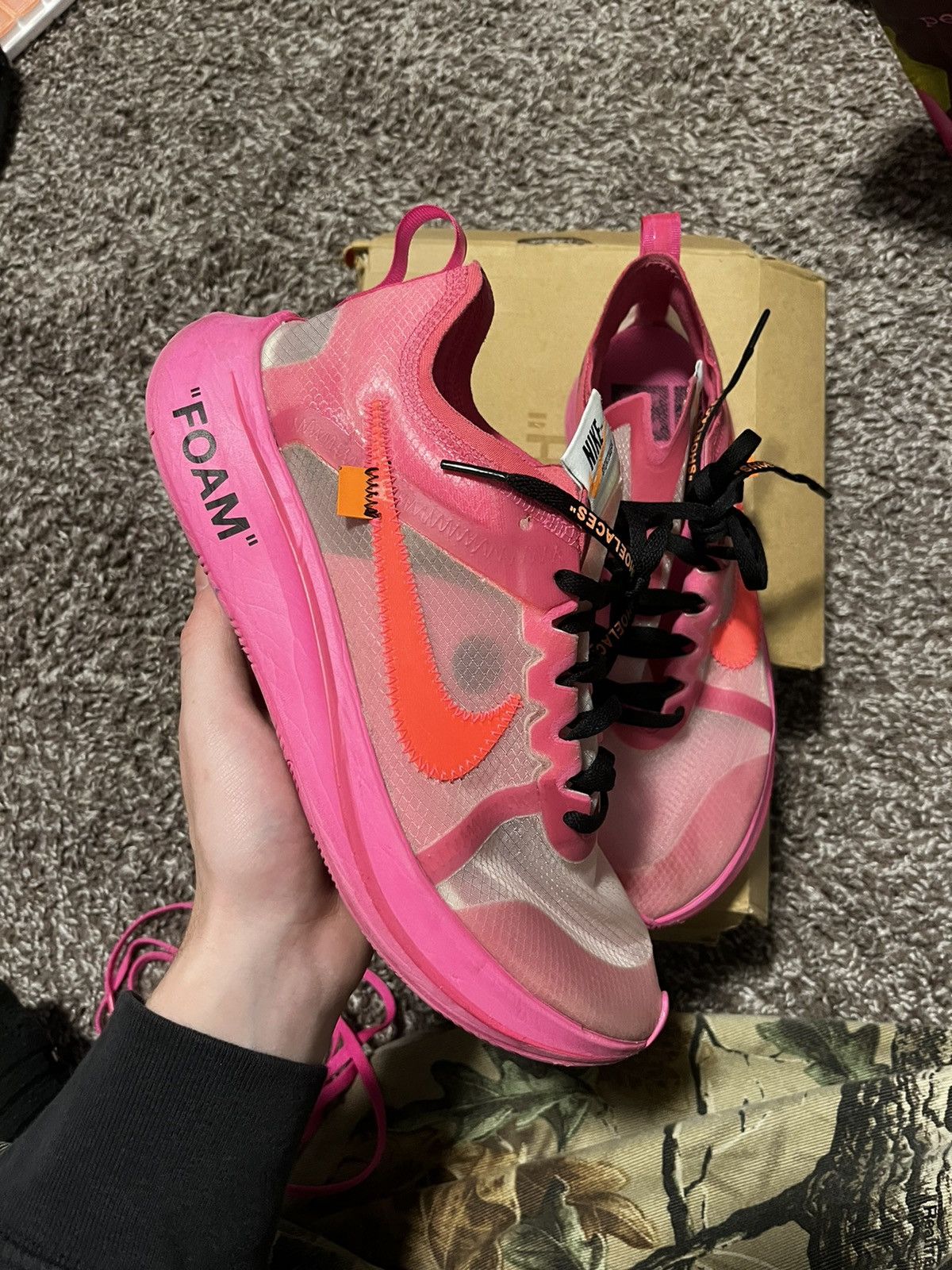 nike off white pink tulip