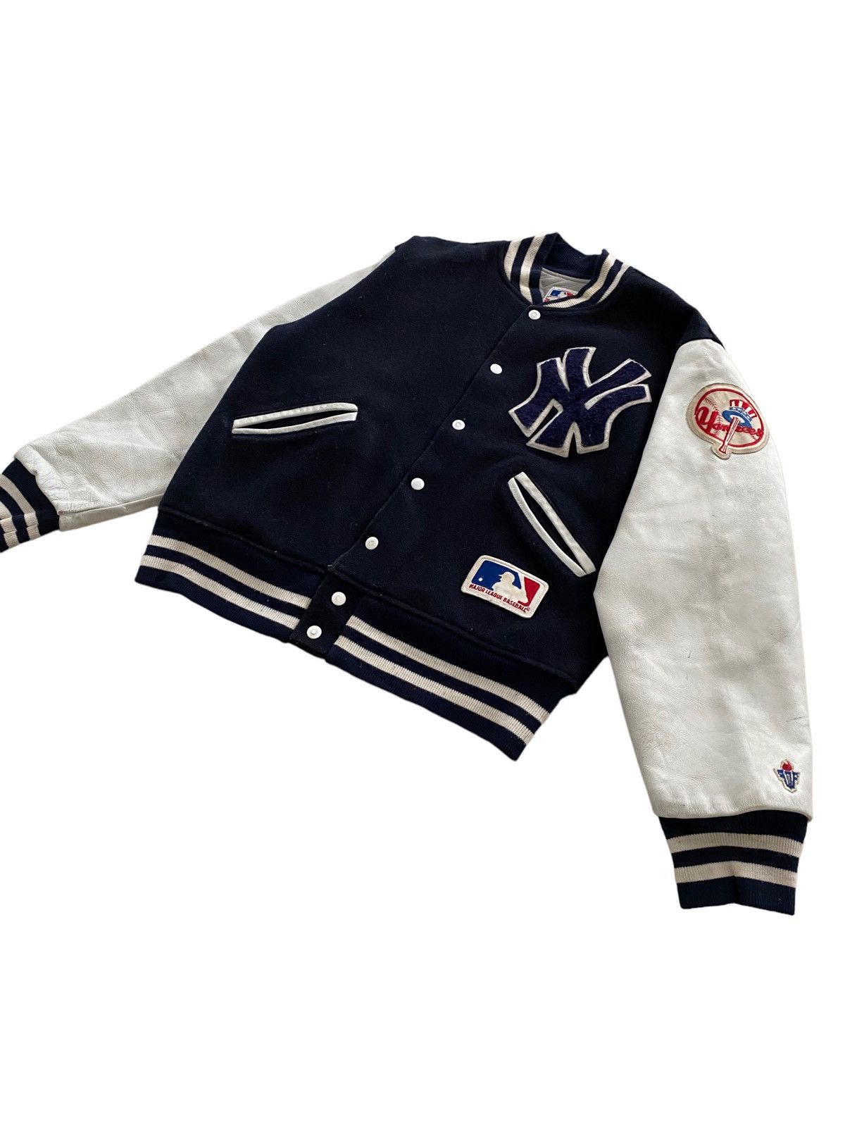 MLB × Thrasher Vintage NY x THRASHER Stadium Leather Jacket Yankees RARE Size US M / EU 48-50 / 2 - 3 Thumbnail