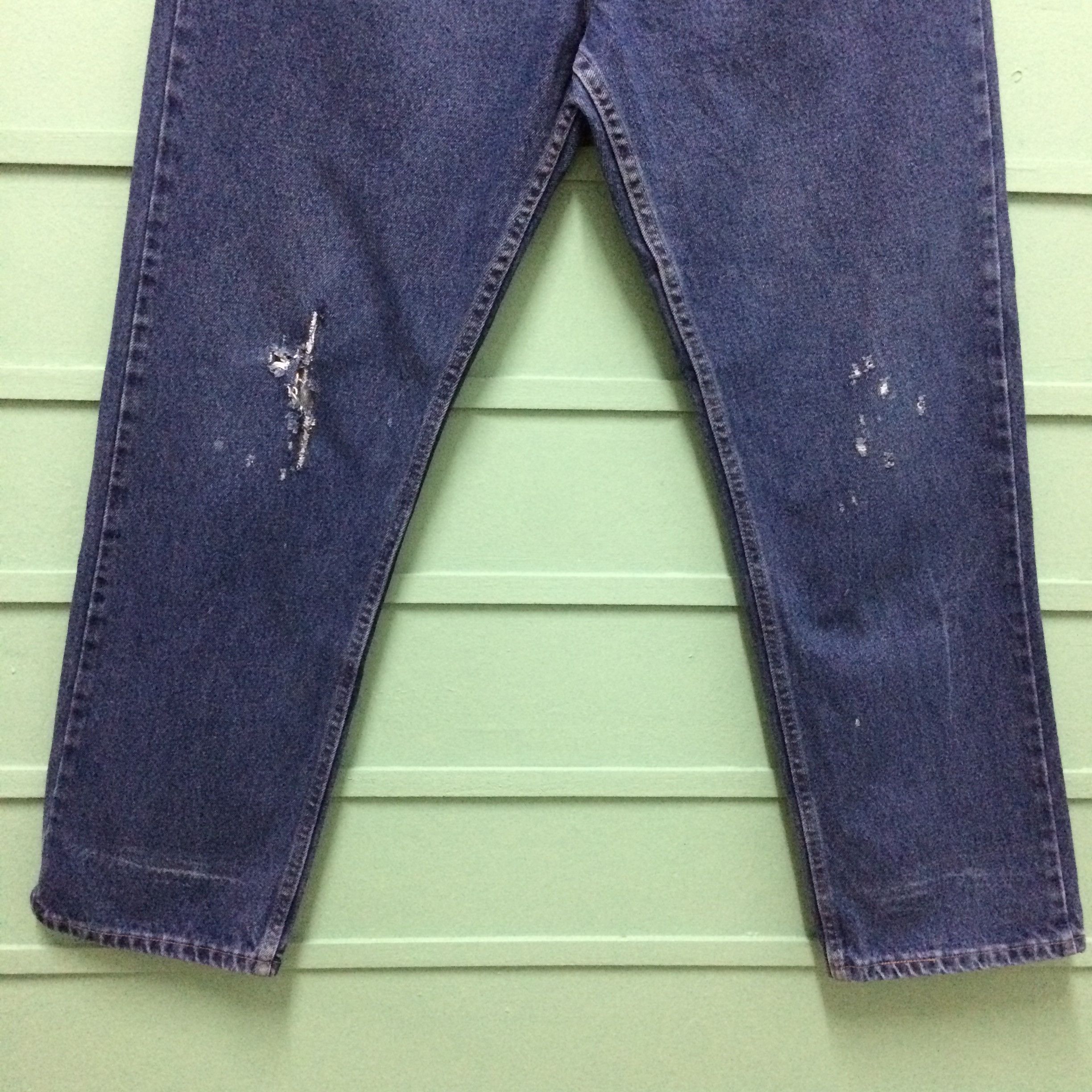 Vintage Vintage 90's Distressed Ripped Dark Wash Jeans #B-169 Size US 33 - 2 Thumbnail
