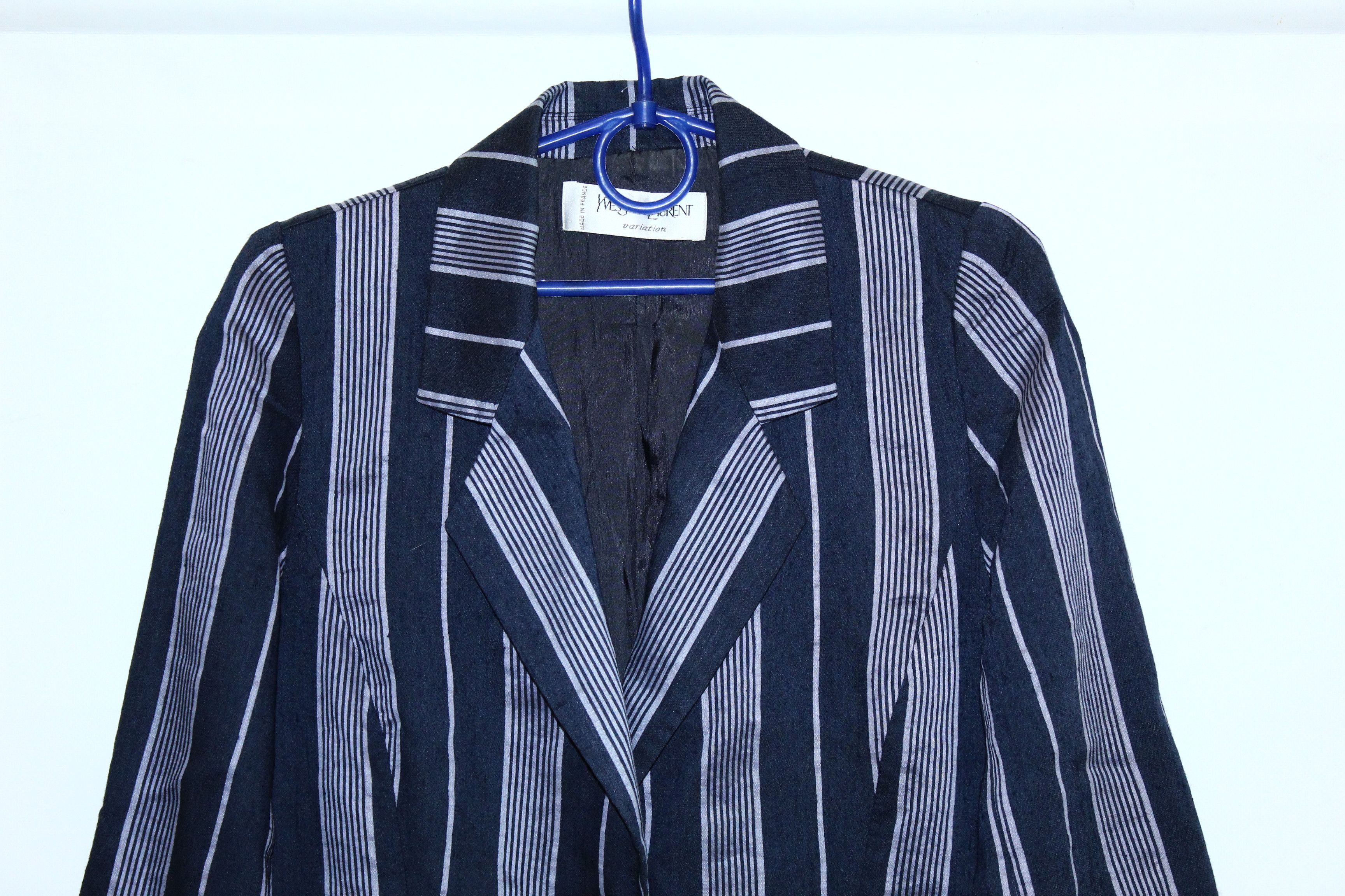 Vintage VTG Yves Saint Laurent Variation Striped Linen Blazer Jacket Size M / US 6-8 / IT 42-44 - 2 Thumbnail
