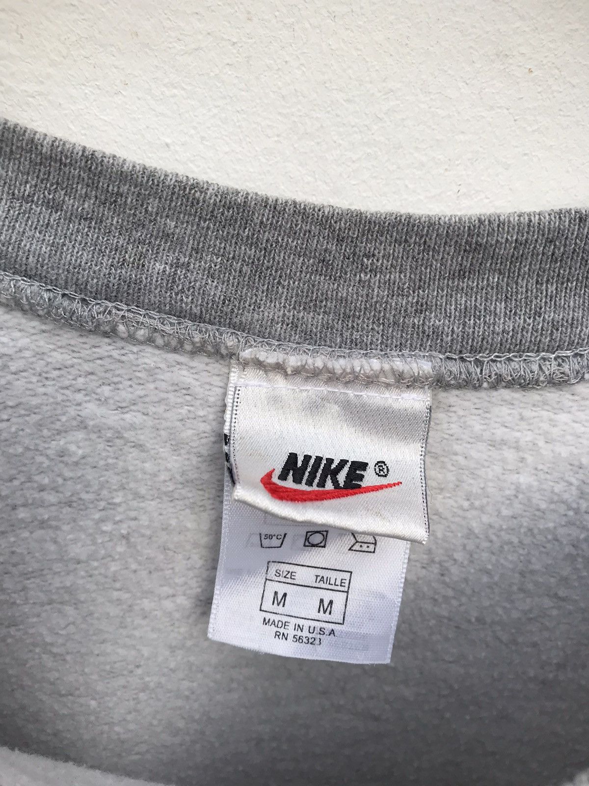 Nike Vintage 90s Nike USA Swoosh Logo Streetwear Sweatshirt Size US M / EU 48-50 / 2 - 3 Thumbnail