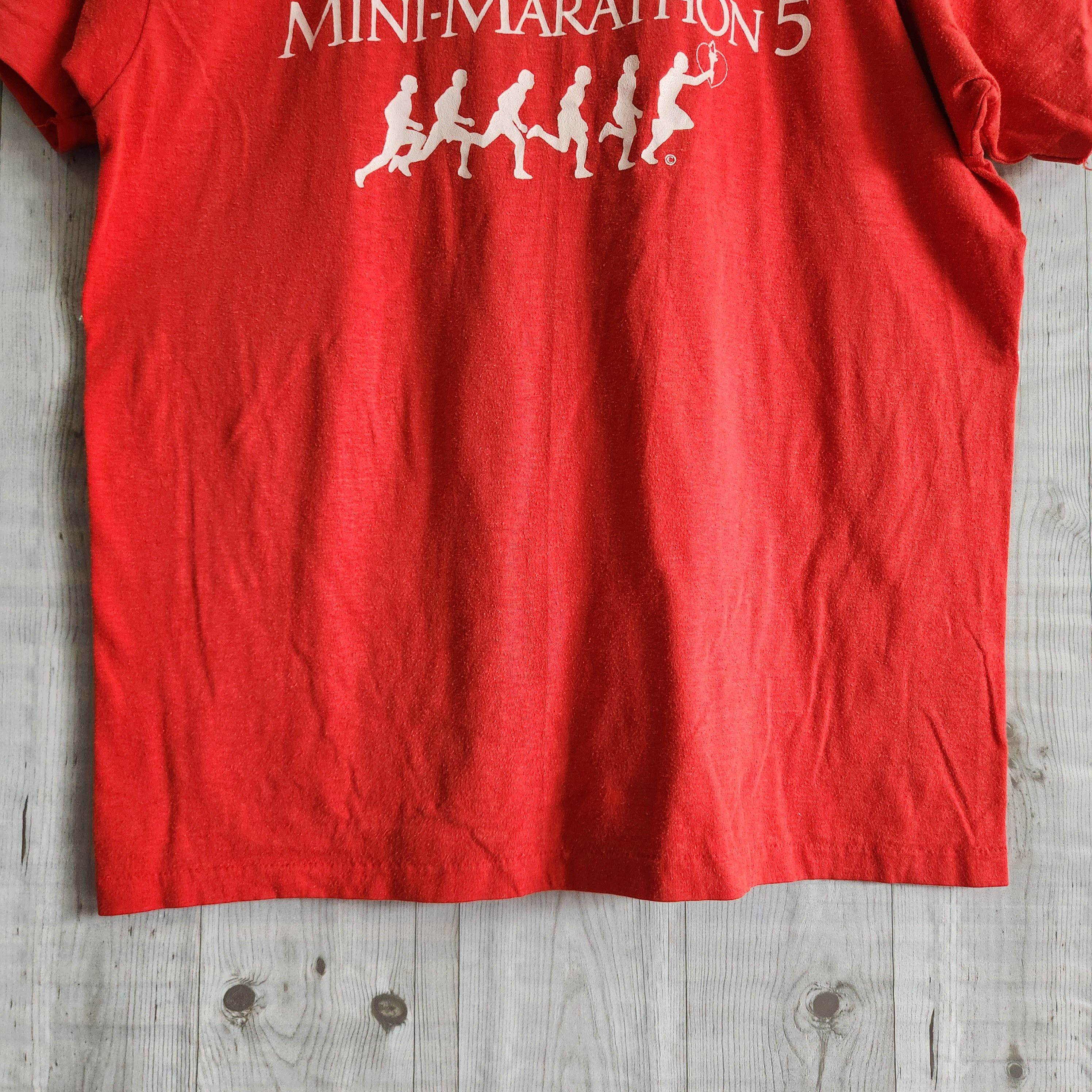 Hanes × Vintage Vintage 80s Cincinnati Heart Mini-Marathon TShirt Size US M / EU 48-50 / 2 - 11 Thumbnail