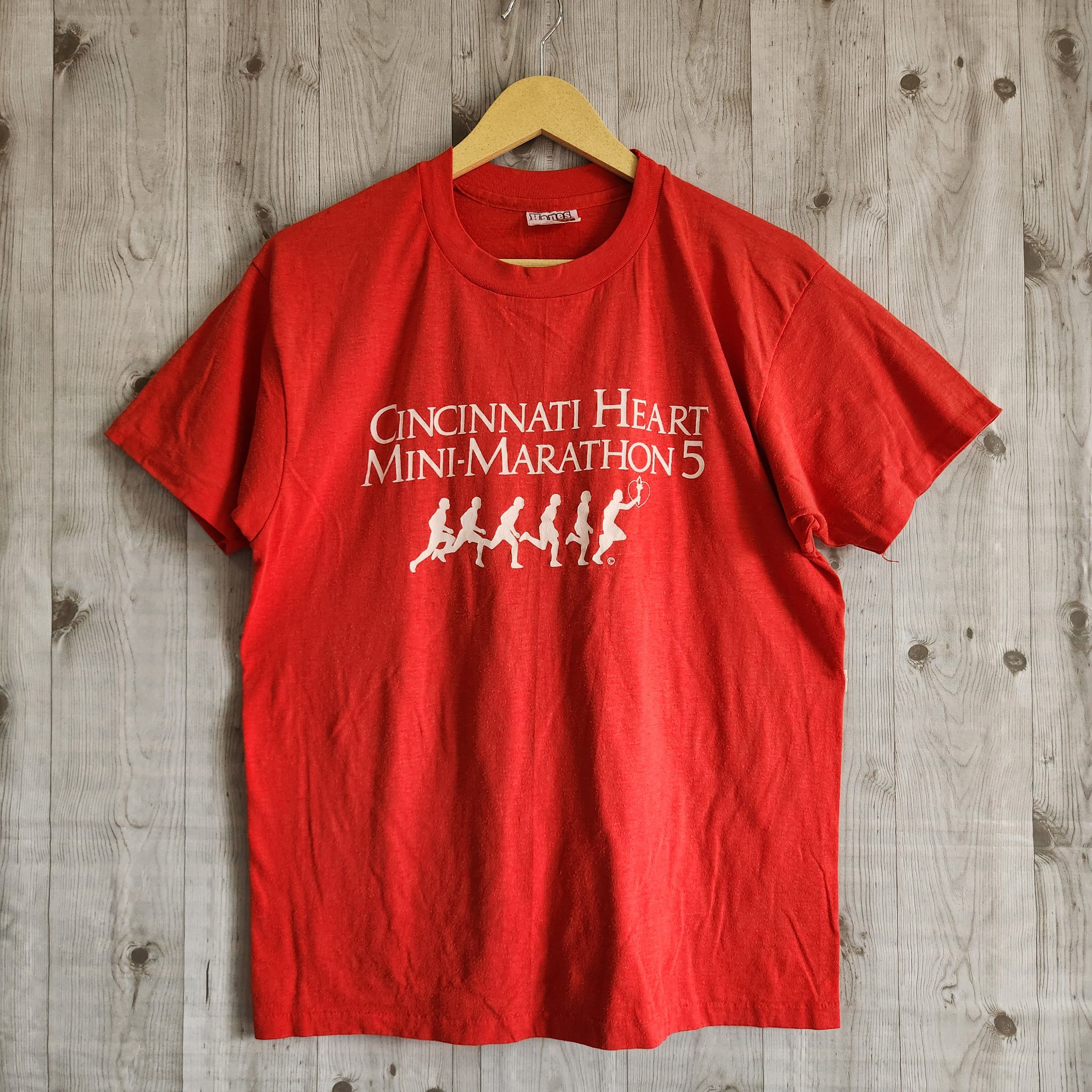 Hanes × Vintage Vintage 80s Cincinnati Heart Mini-Marathon TShirt Size US M / EU 48-50 / 2 - 1 Thumbnail