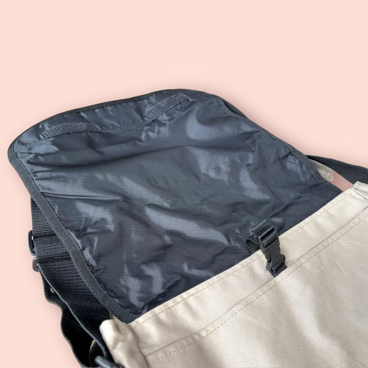 O'Neill × Vintage VINTAGE O'NEILL CROSSBODY MESSENGER BAG Size ONE SIZE - 18 Thumbnail