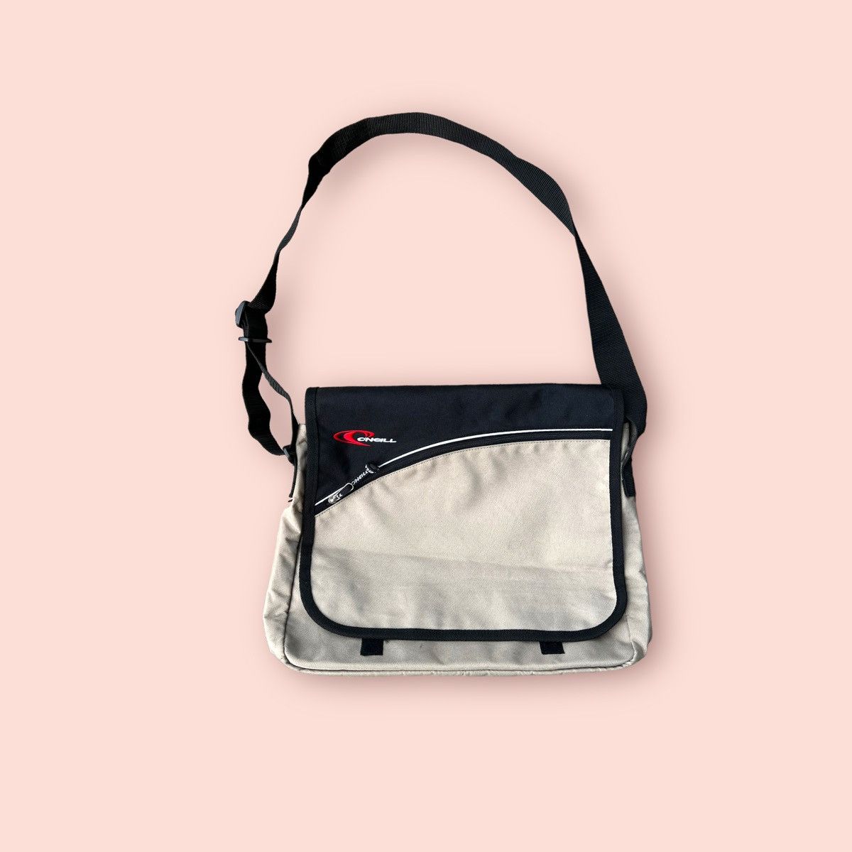 00s O’NEILL messenger bag y2k archive O'Neill × Vintage Vintage O'Neill Crossbody Bag | Grailed
