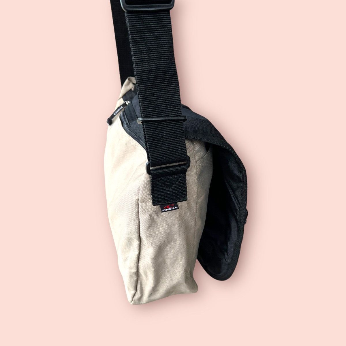 O'Neill × Vintage VINTAGE O'NEILL CROSSBODY MESSENGER BAG Size ONE SIZE - 9 Thumbnail