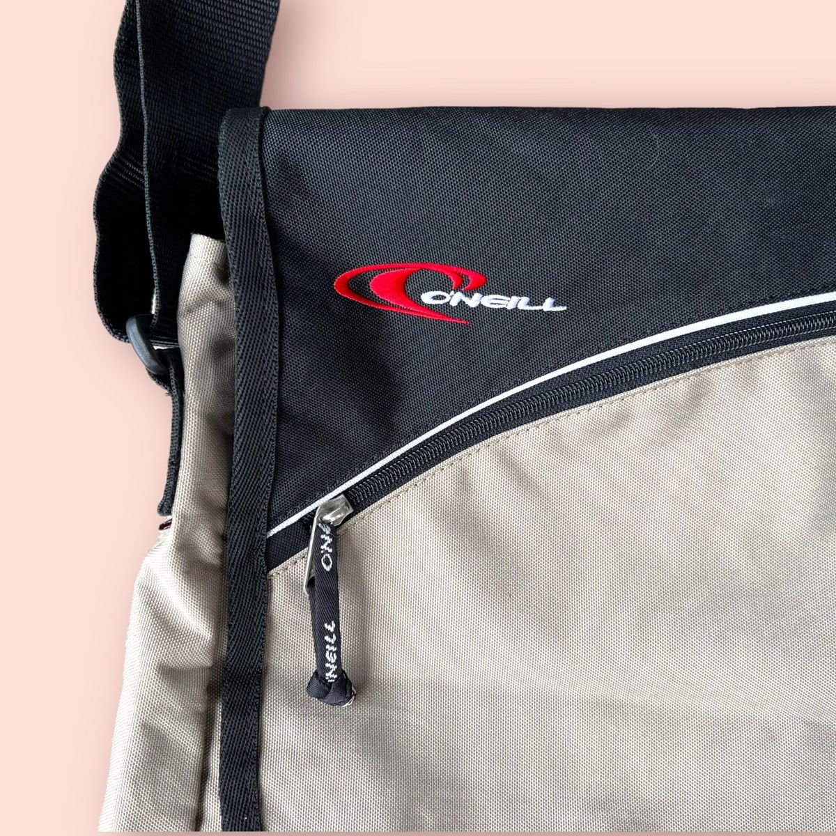 O'Neill × Vintage VINTAGE O'NEILL CROSSBODY MESSENGER BAG Size ONE SIZE - 2 Thumbnail
