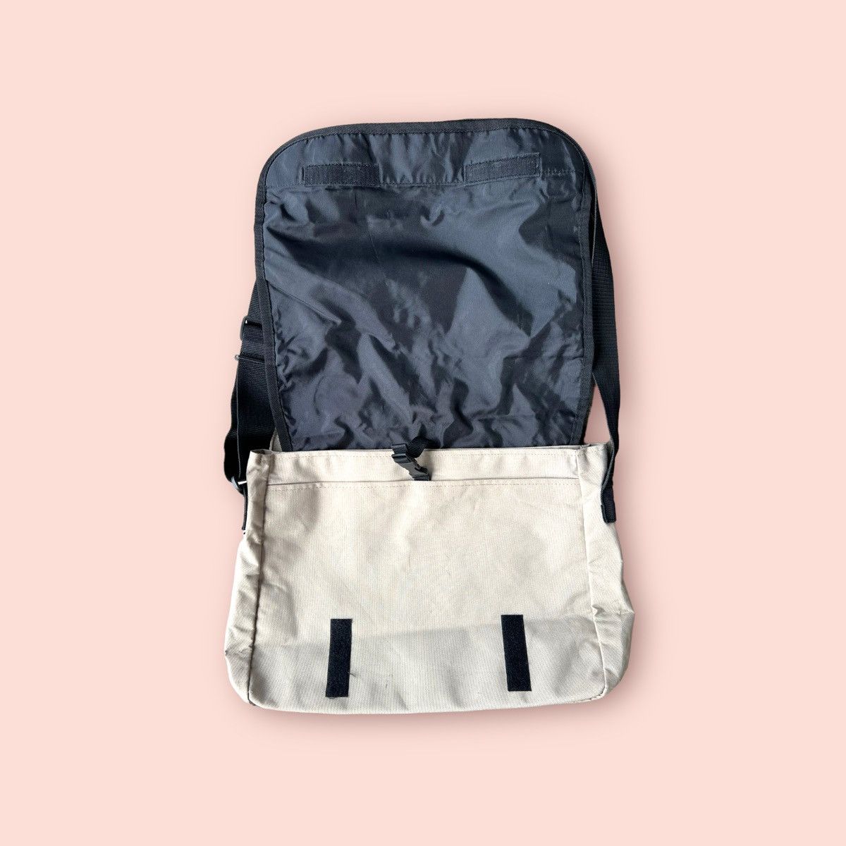 O'Neill × Vintage VINTAGE O'NEILL CROSSBODY MESSENGER BAG Size ONE SIZE - 16 Thumbnail