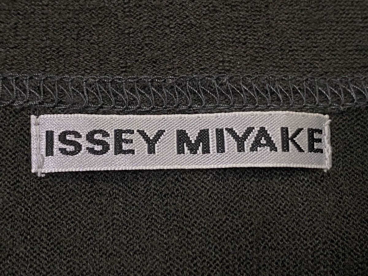 Issey Miyake × Japanese Brand × Pleats Please Issey Miyake Issey Miyake Neck Long Sleeve Shirt With Twisted Collar Size M / US 6-8 / IT 42-44 - 9 Thumbnail