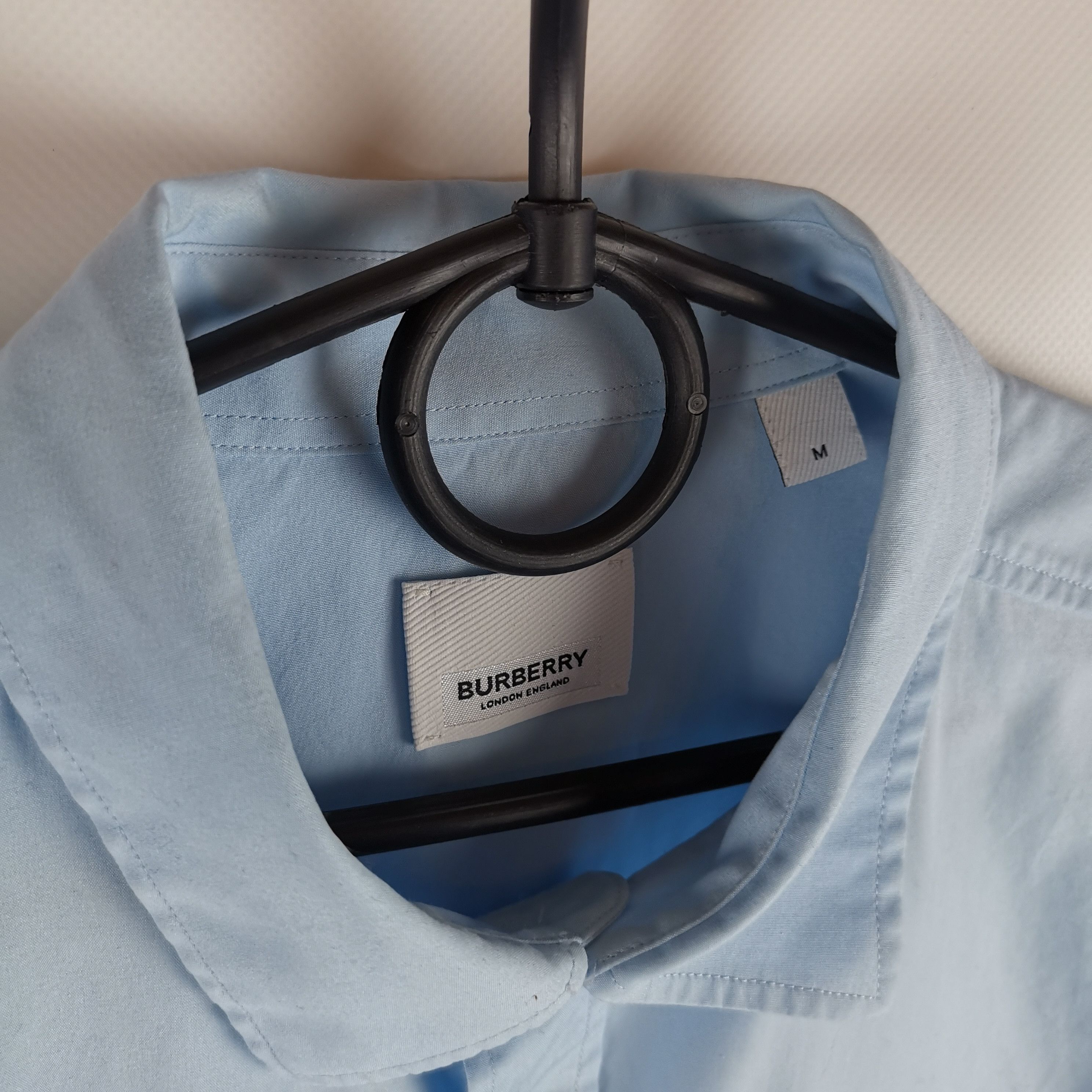 Burberry Burberry London England blue shirt size M Size US M / EU 48-50 / 2 - 7 Thumbnail