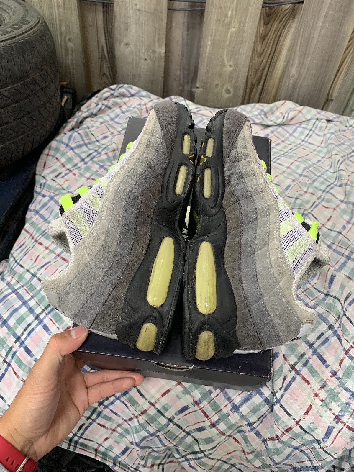 Nike Air Max 95 Neon 2005 Size US 8.5 / EU 41-42 - 4 Thumbnail