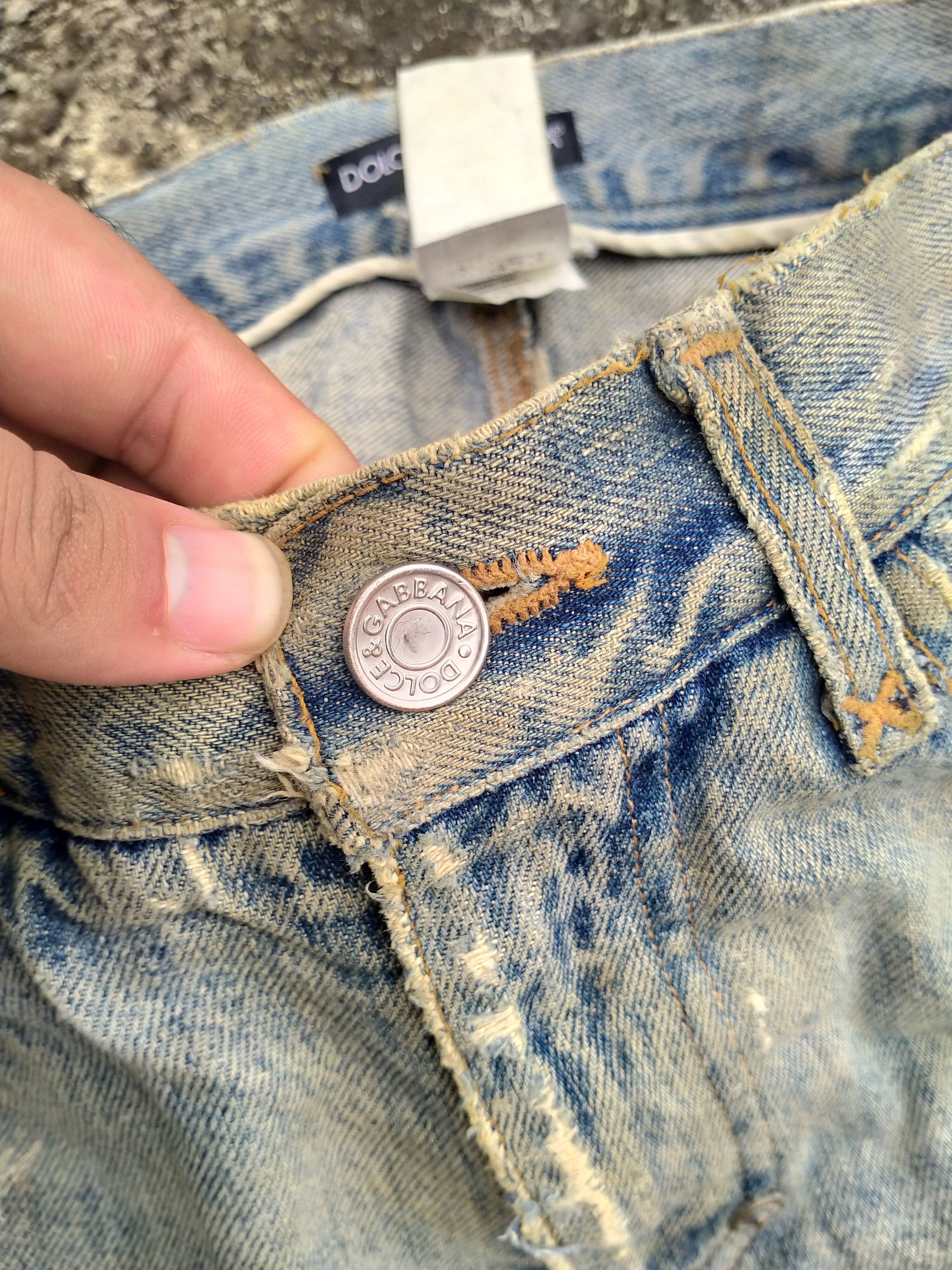 Dolce & Gabbana DISTRESSED DOLCE&GABBANA NON SELVEDGE DENIM Size US 32 / EU 48 - 10 Thumbnail