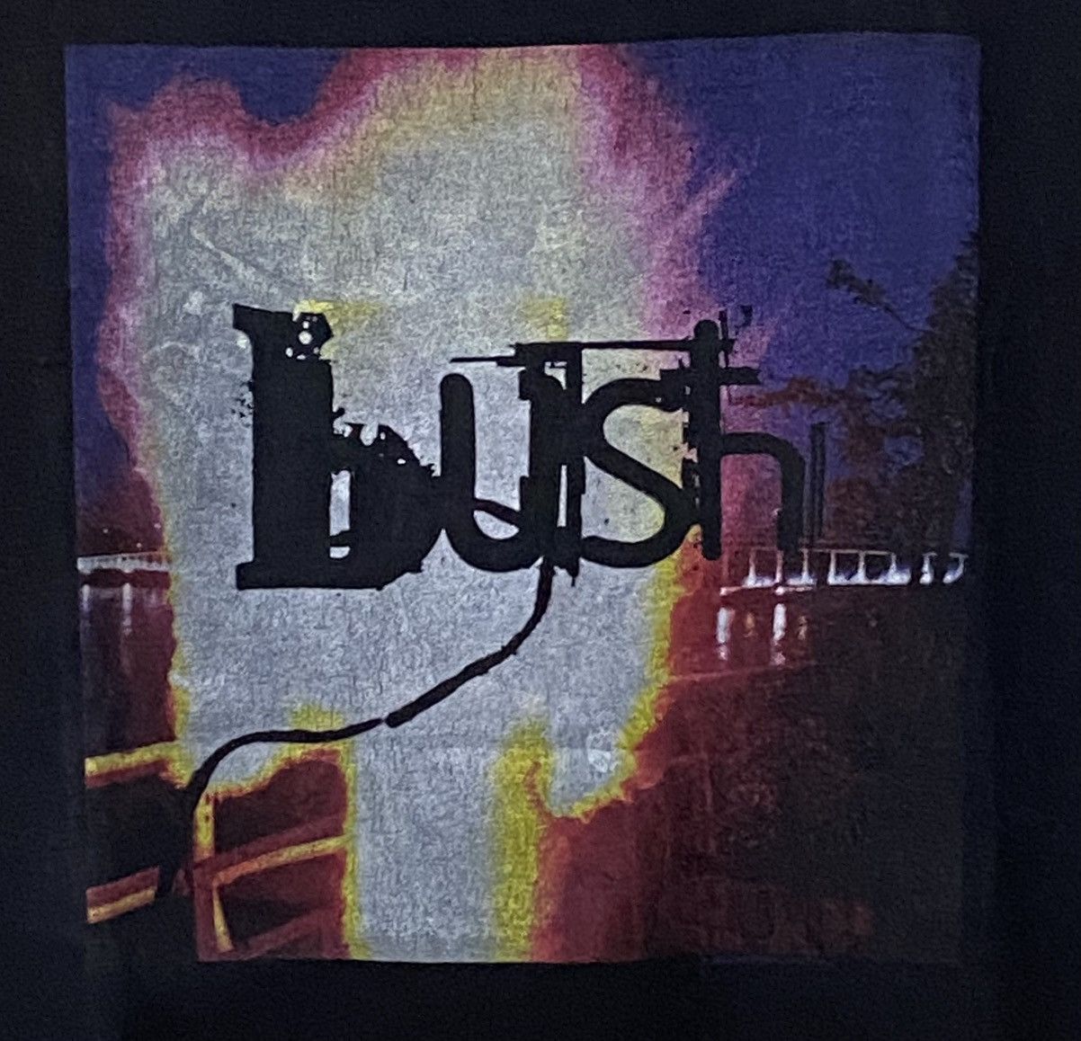 Band Tees Vintage 90s Bush Suitcase t-shirts grunge nirvana pearljam Size US M / EU 48-50 / 2 - 3 Thumbnail