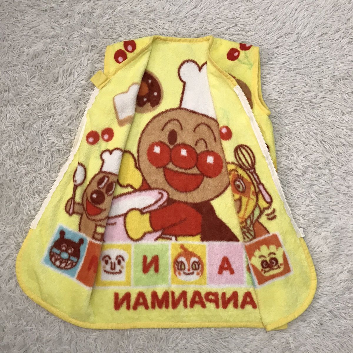 Anime Anpanman Fleece Vest Size US S / EU 44-46 / 1 - 8 Thumbnail