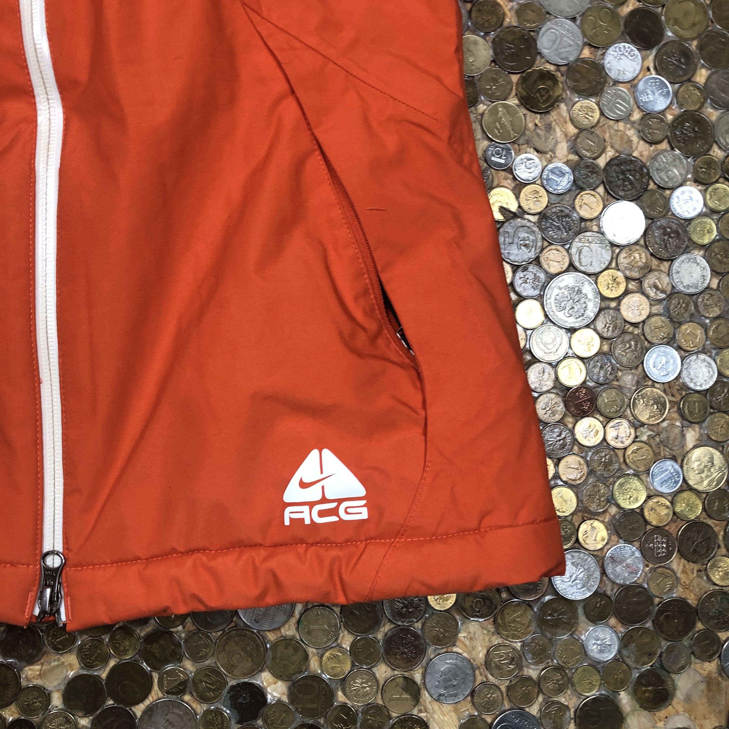 Nike ACG Nike ACG jacket with hoodie Size M / US 6-8 / IT 42-44 - 2 Thumbnail