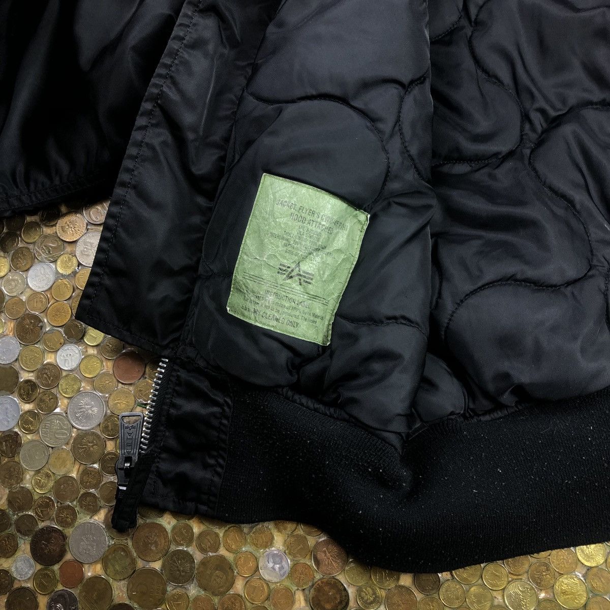 Alpha Industries × Vintage Alpha Industries Vintage bomber jacket Size M / US 6-8 / IT 42-44 - 7 Thumbnail