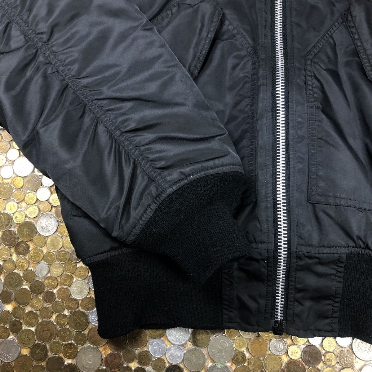 Alpha Industries × Vintage Alpha Industries Vintage bomber jacket Size M / US 6-8 / IT 42-44 - 4 Thumbnail