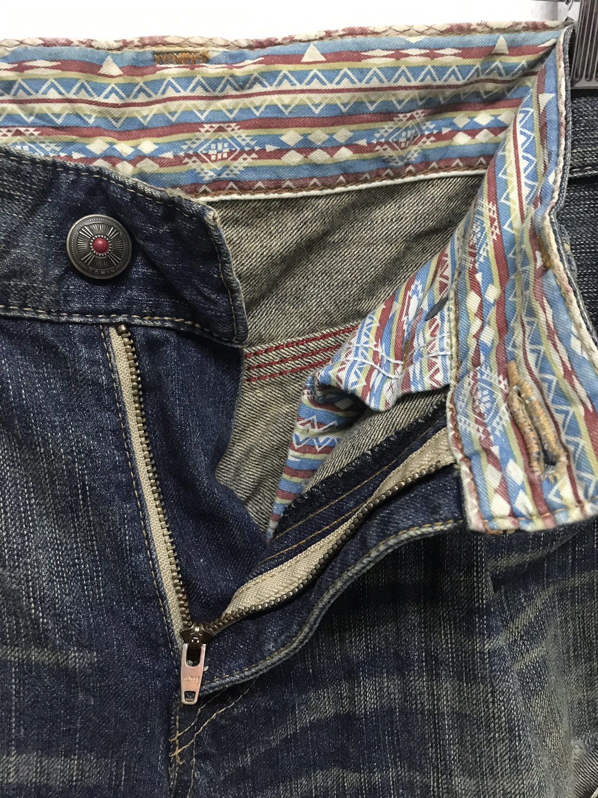 Edwin × Japanese Brand Edwin distressed jeans back pocket zipper Size US 33 - 17 Thumbnail