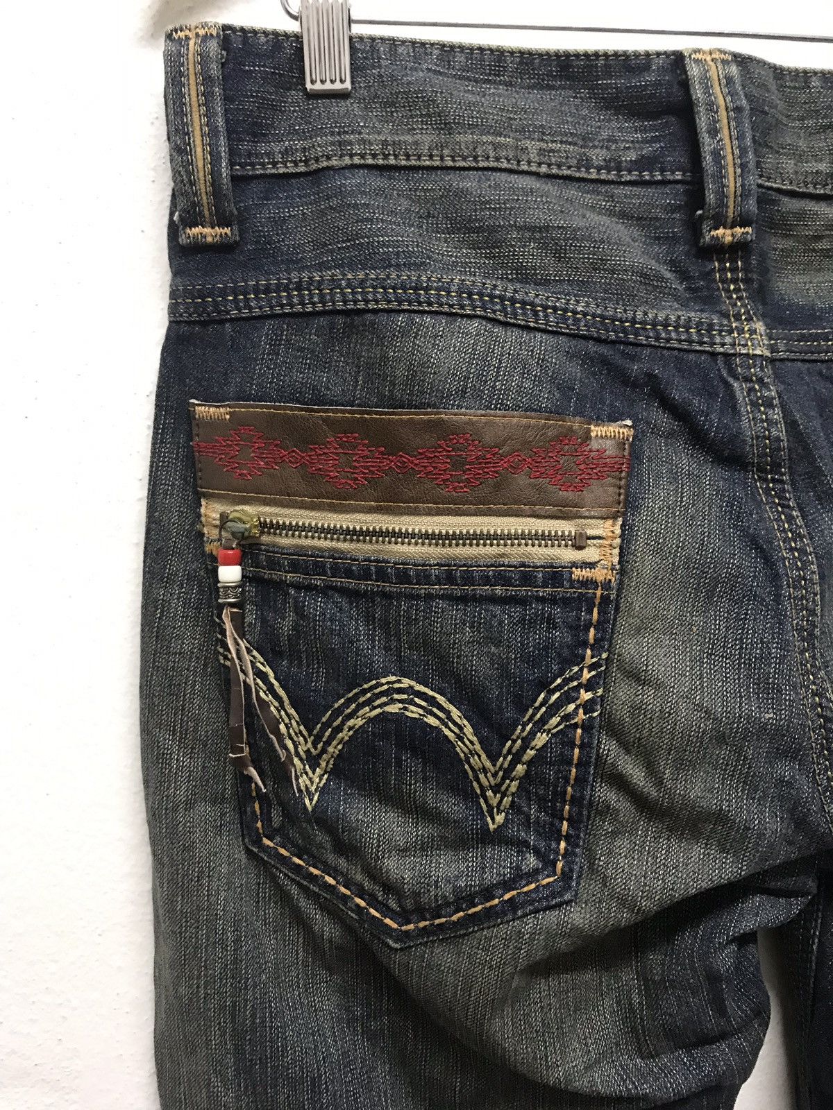 Edwin × Japanese Brand Edwin distressed jeans back pocket zipper Size US 33 - 12 Thumbnail