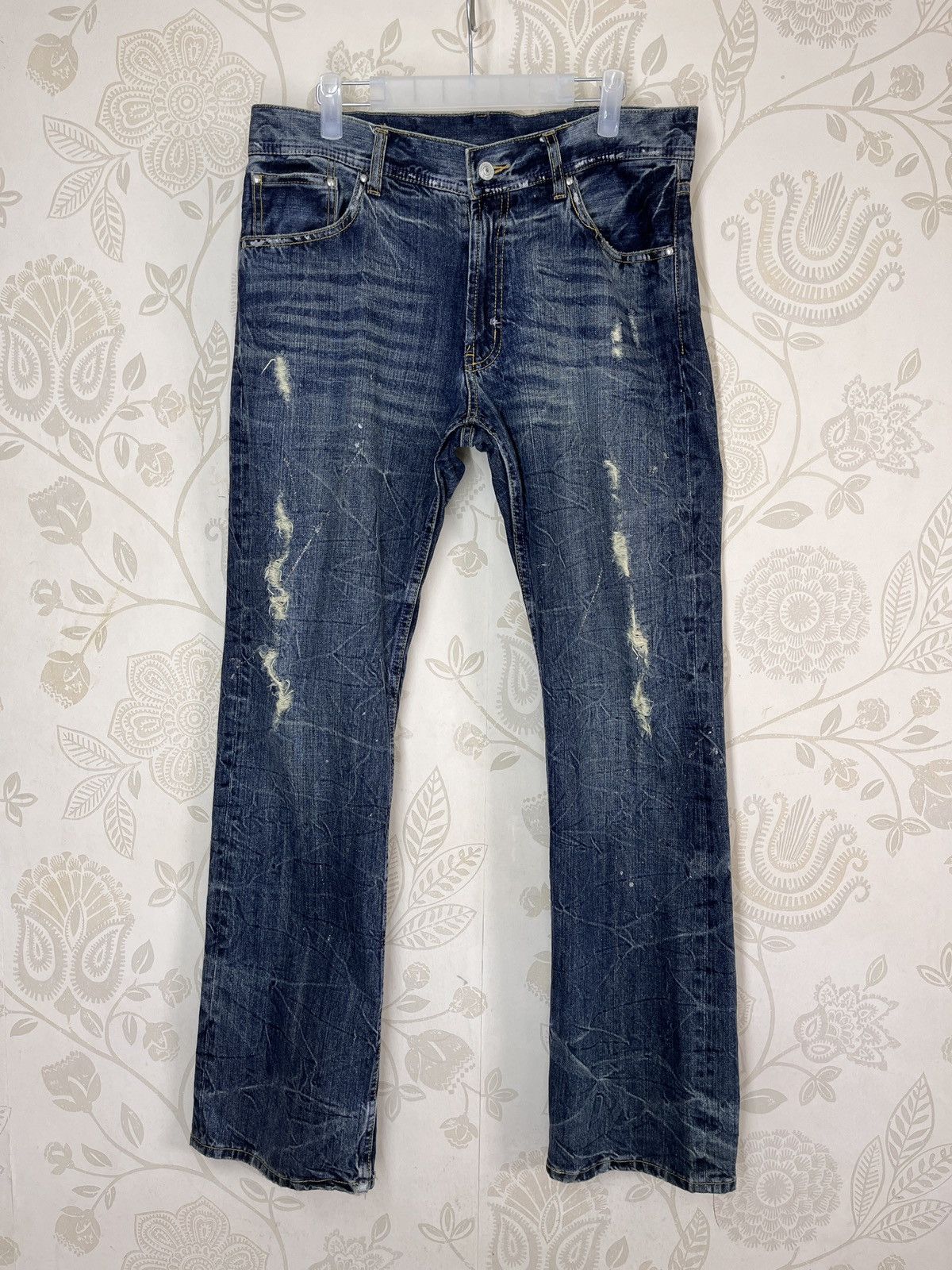 Japanese Brand Ripped Japan Distressed Denim Jeans Flare Cut Size US 33 - 1 Thumbnail