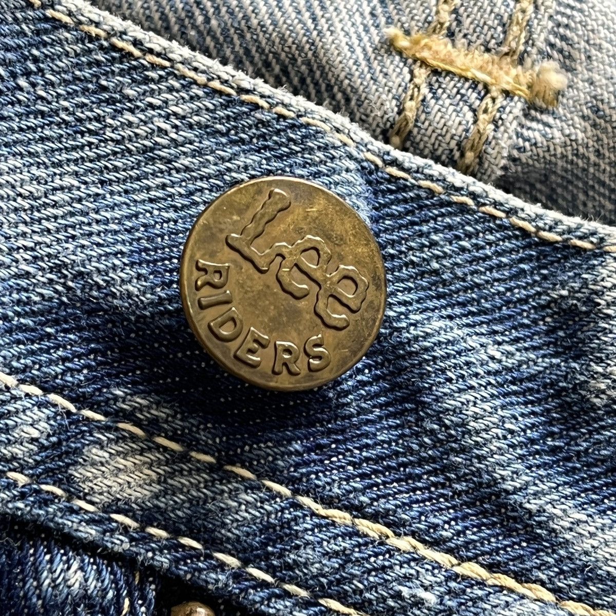 Lee Lee 80s Denim Vintage Rare Buttons Leg Size US 29 - 8 Thumbnail