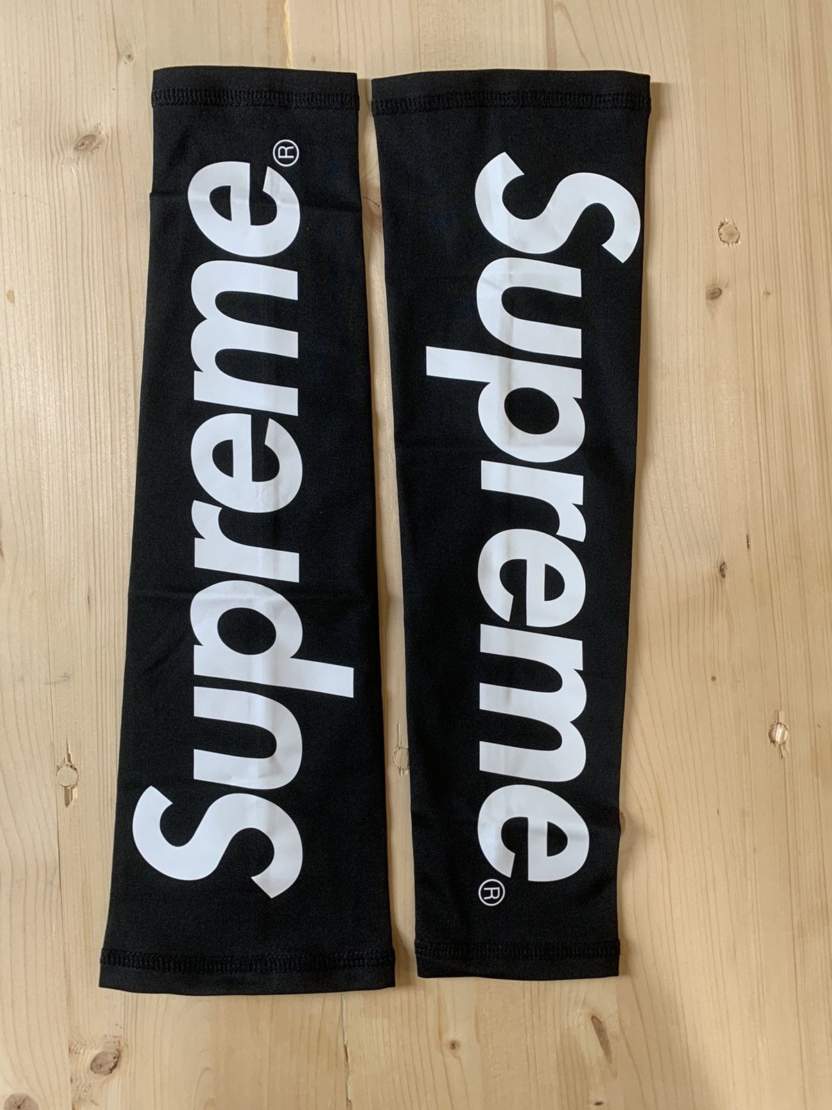 Supreme Supreme Shooting Sleeve Without Box Black L XL Grailed