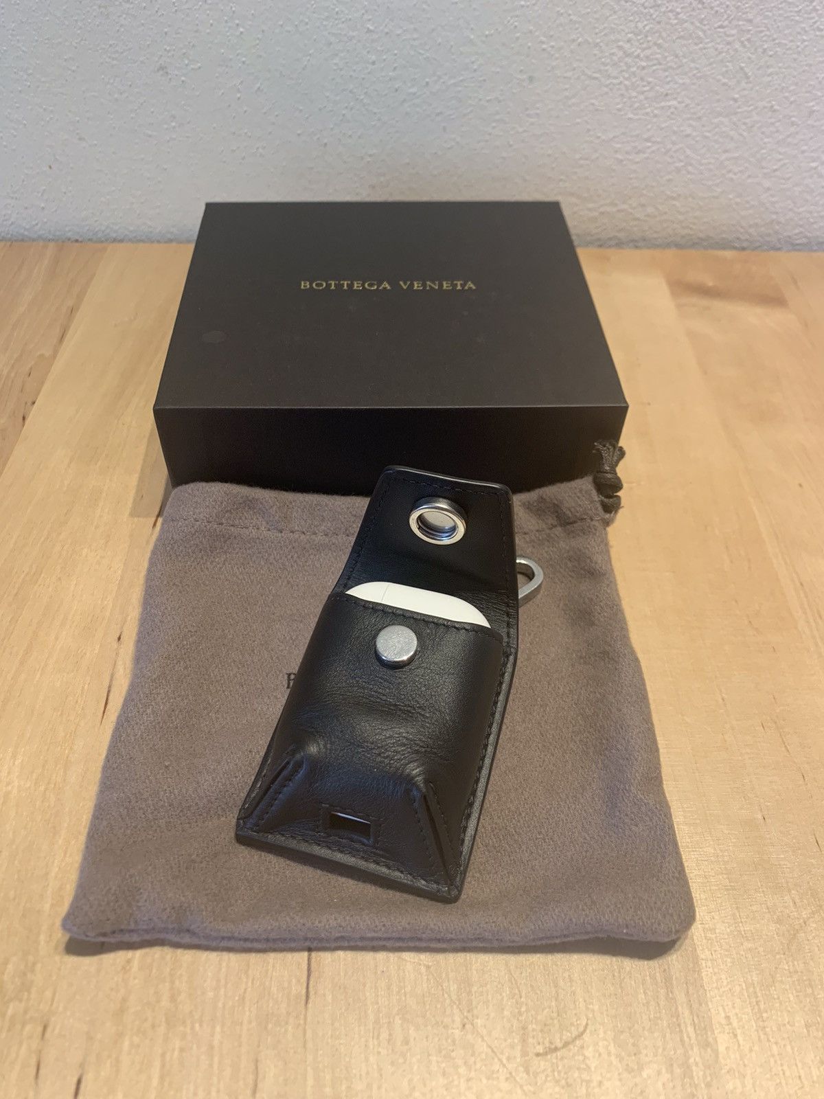 Bottega Veneta Bottega Veneta Black Leather AirPods Cover Made in Italy Size ONE SIZE - 4 Thumbnail