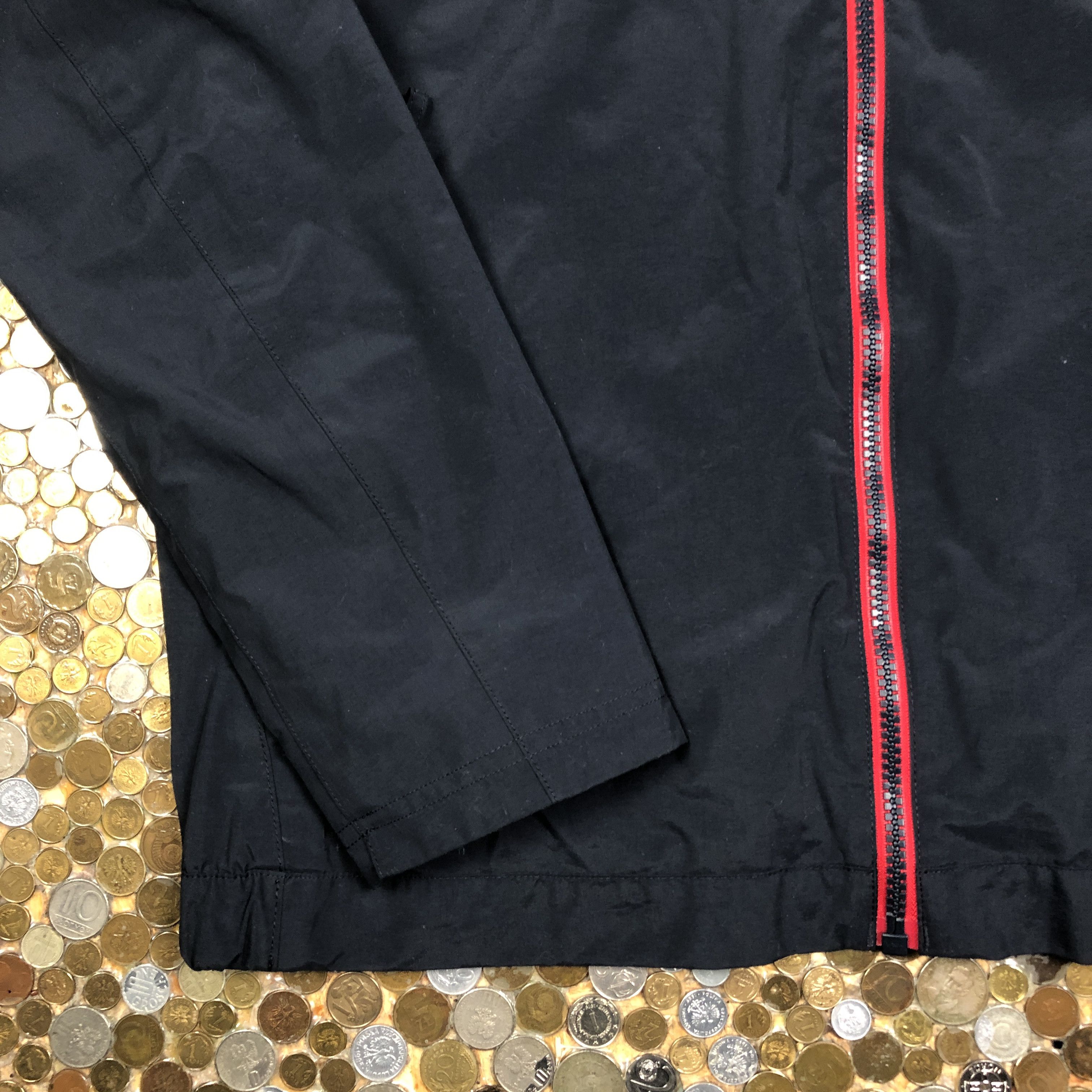 Helly Hansen × Vintage Helly Hansen windbreaker sofshell jacket with hoodie Size XL / US 12-14 / IT 48-50 - 3 Thumbnail