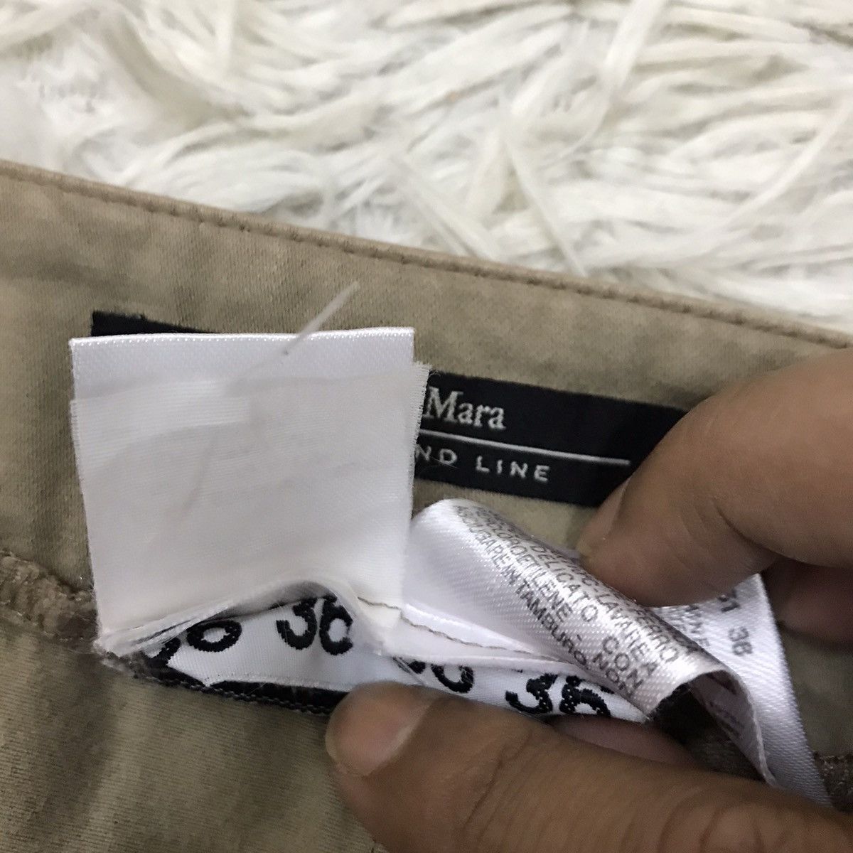 Max Mara MAX MARA WEEKEND LINE MINI SKIRT Size 28" / US 6 / IT 42 - 9 Thumbnail