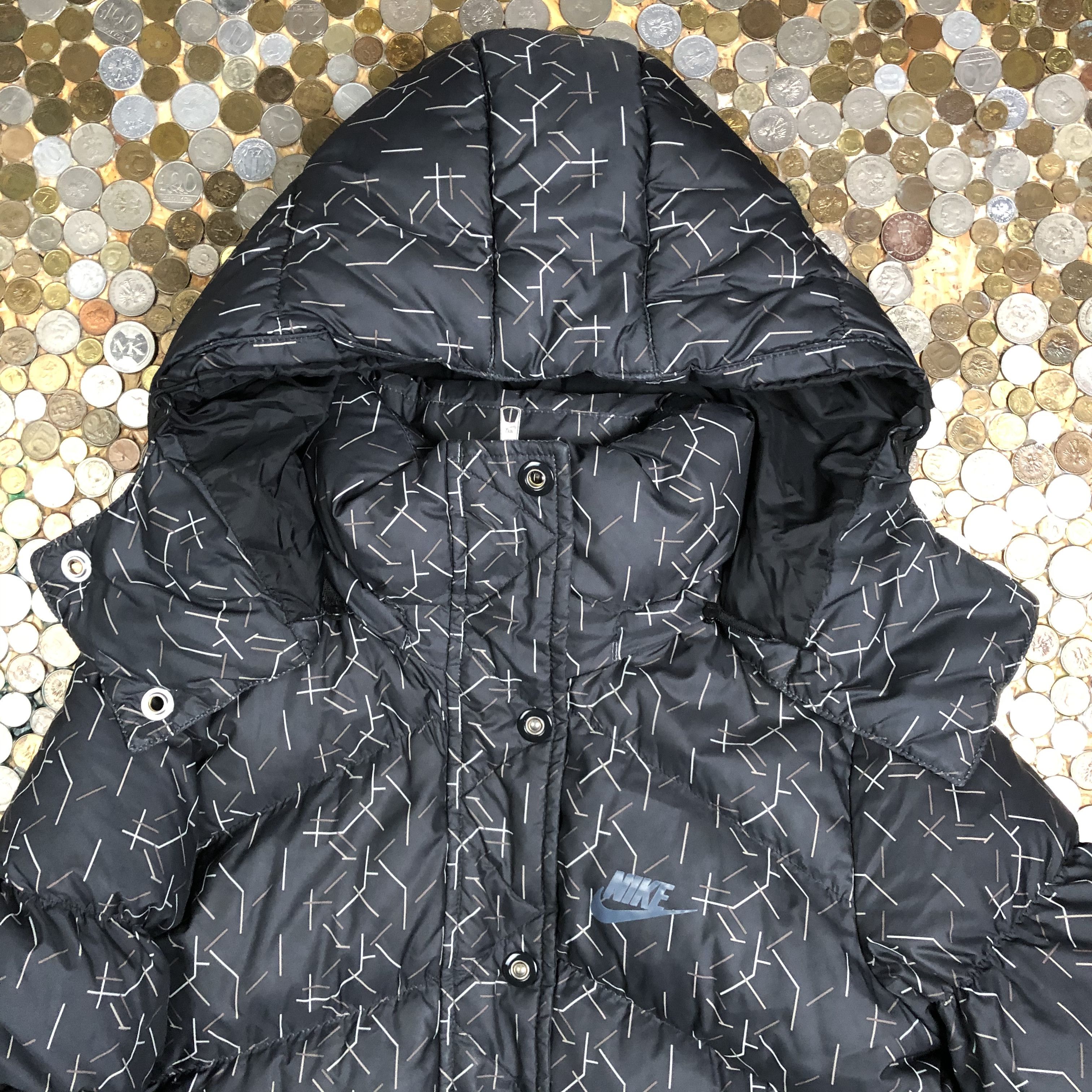 Nike Nike Qualited Puffer Hoodie Jacket Size M / US 6-8 / IT 42-44 - 2 Thumbnail
