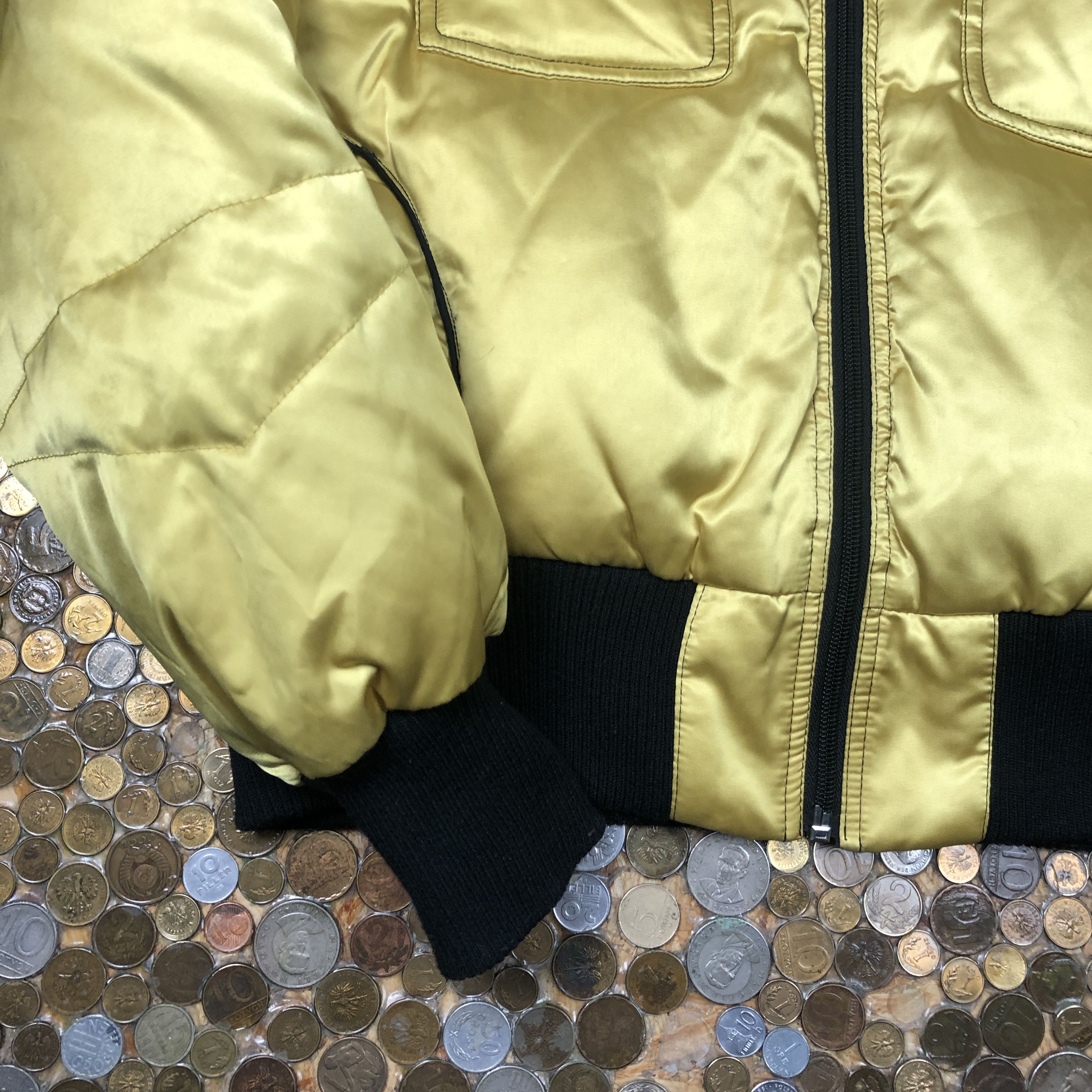Vintage Breach Bomber Winter Puffer Jacket Size M / US 6-8 / IT 42-44 - 2 Thumbnail