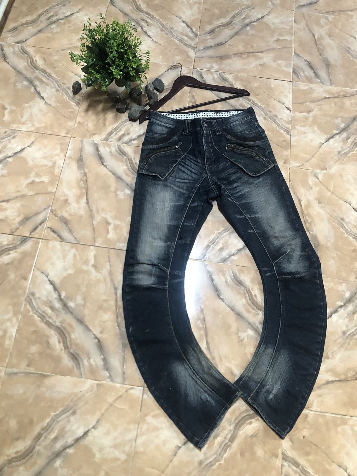 🔥Rare🔥PPFM distressted Curved Legs Denim Pants