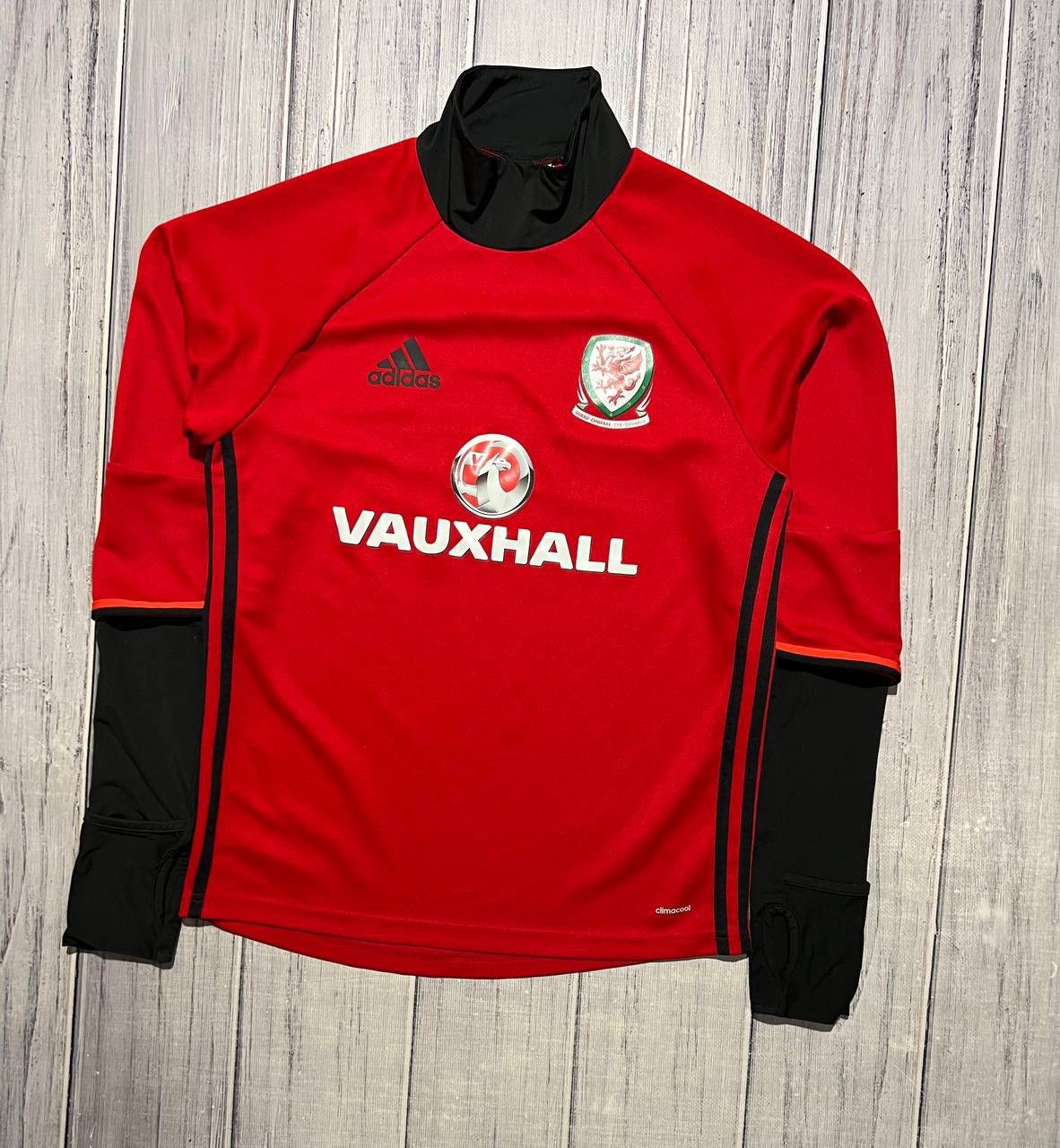 Adidas Adidas Wales 2016 2017 Training Top Long Sleeve Jersey Size US S / EU 44-46 / 1 - 1 Thumbnail