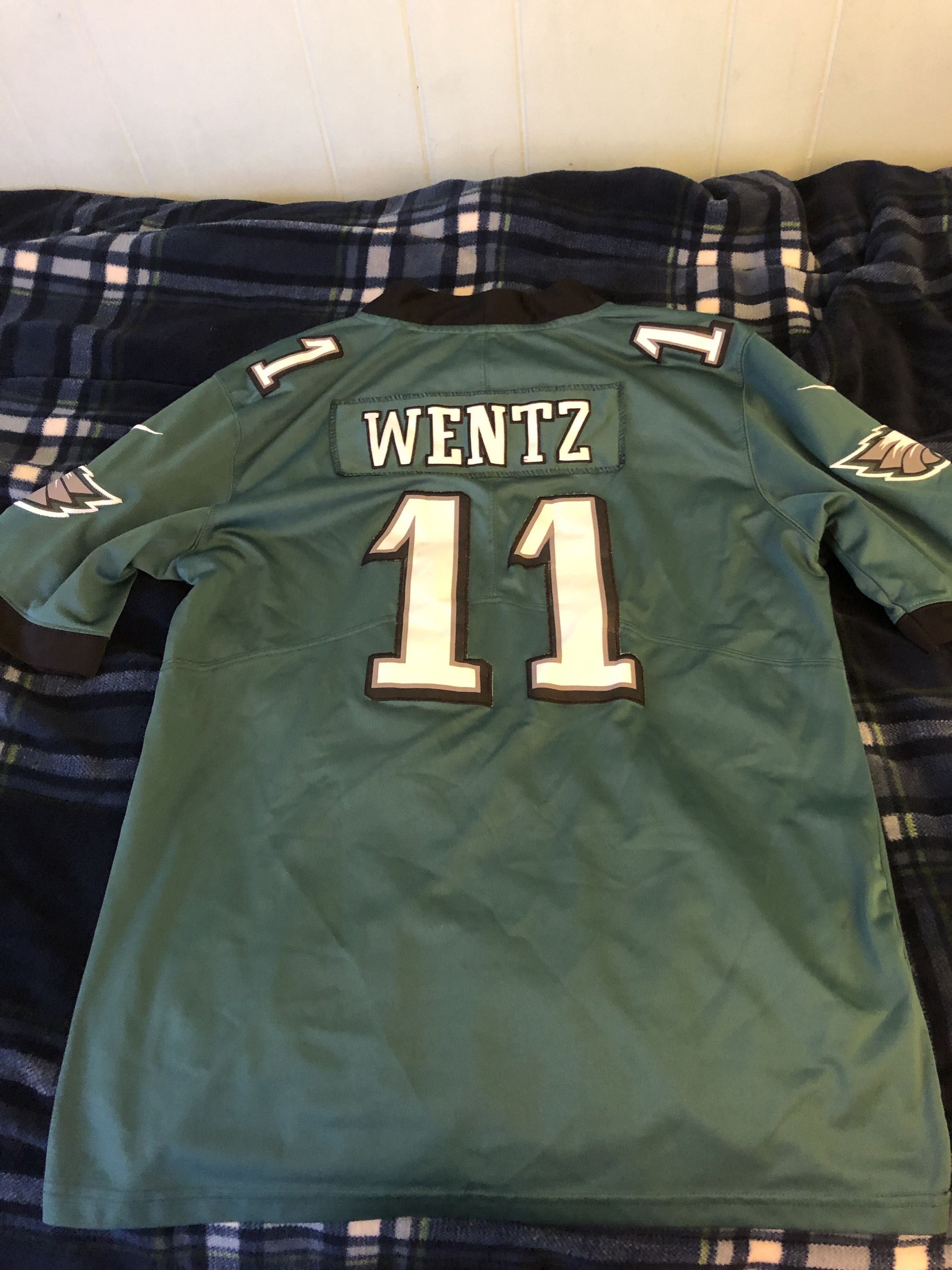 NFL Carson Wentz Eagles #11 Jersey Size US M / EU 48-50 / 2 - 2 Thumbnail